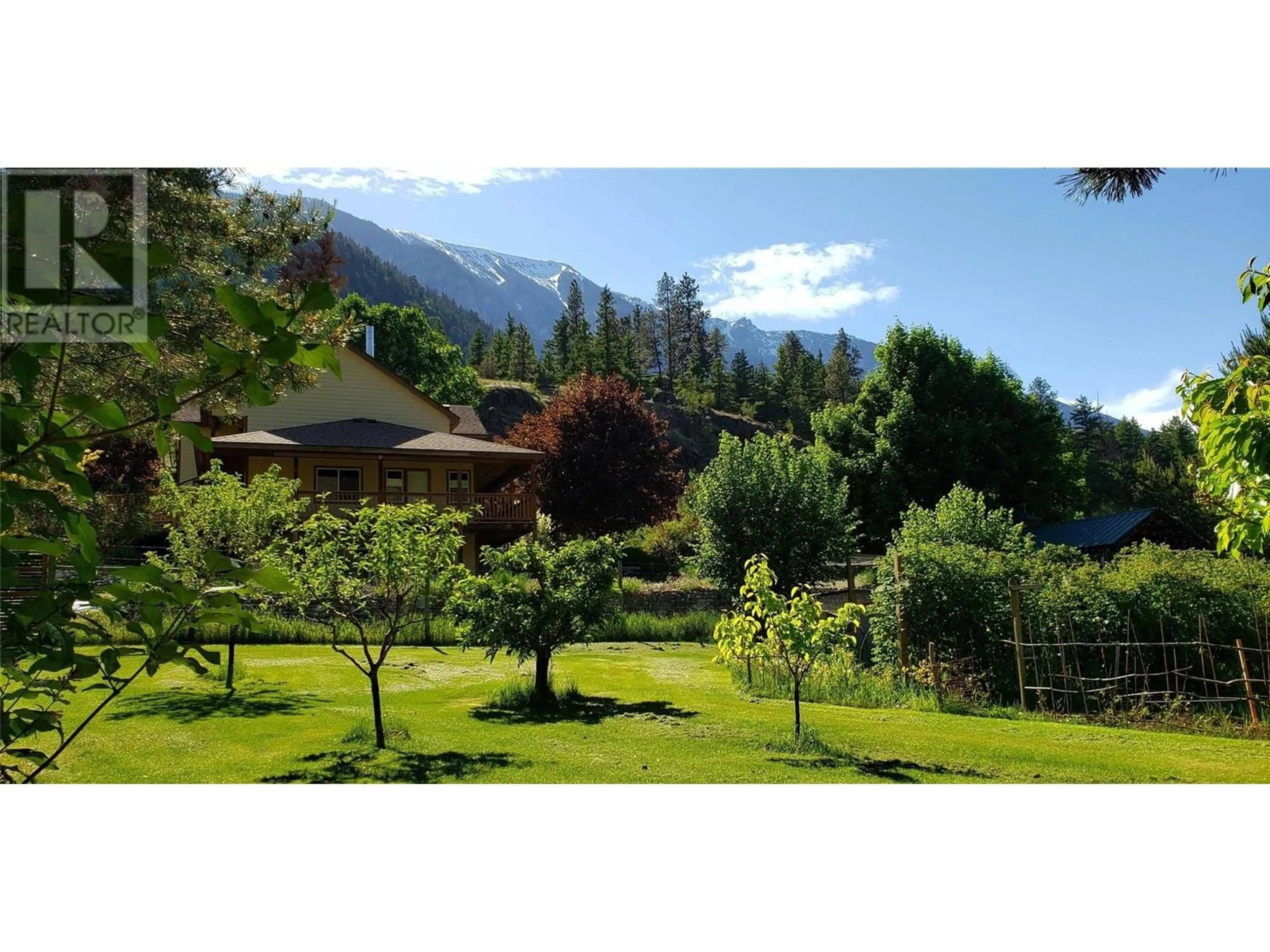 A pic from outside/outdoor area/front of a property/back of a property/a pic from drone, mountain view for 9100 TEXAS CREEK ROAD, Lillooet British Columbia V0K1V0