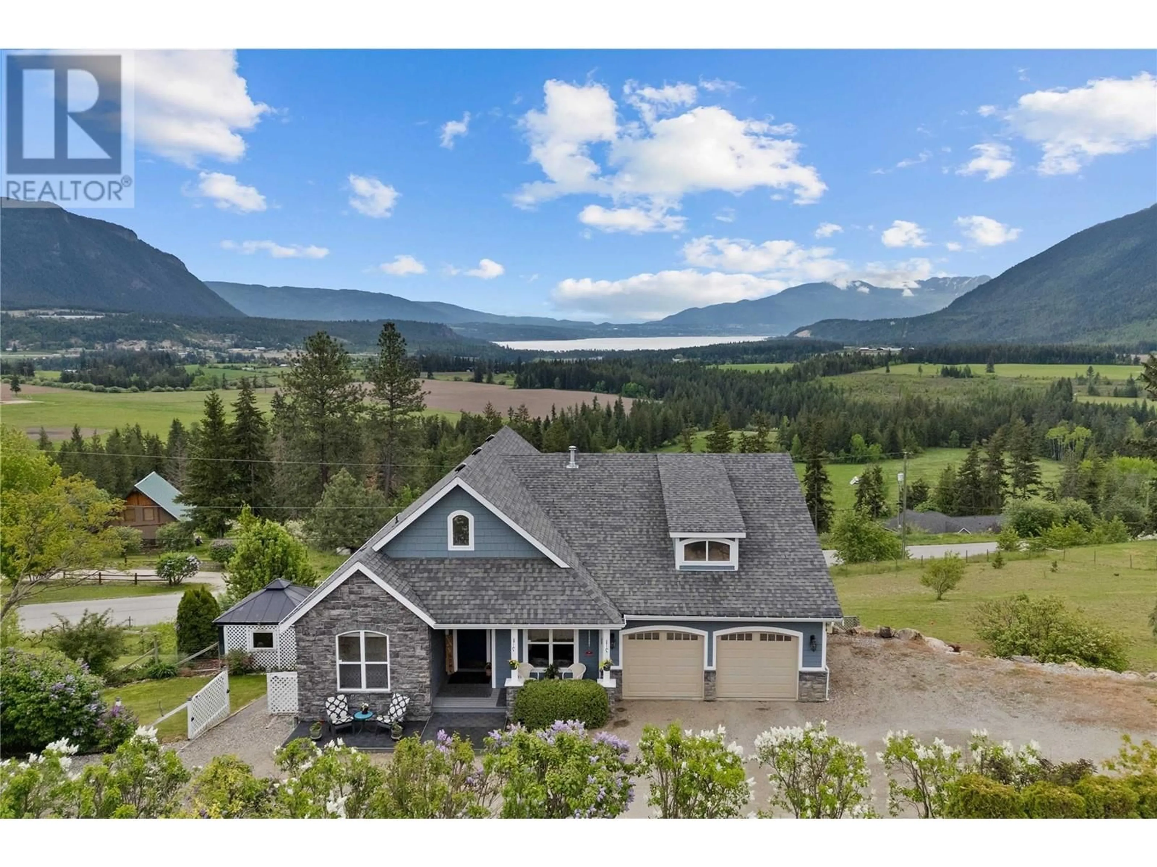 A pic from outside/outdoor area/front of a property/back of a property/a pic from drone, mountain view for 2754 SUN RIDGE PLACE, Tappen British Columbia V0E2X0