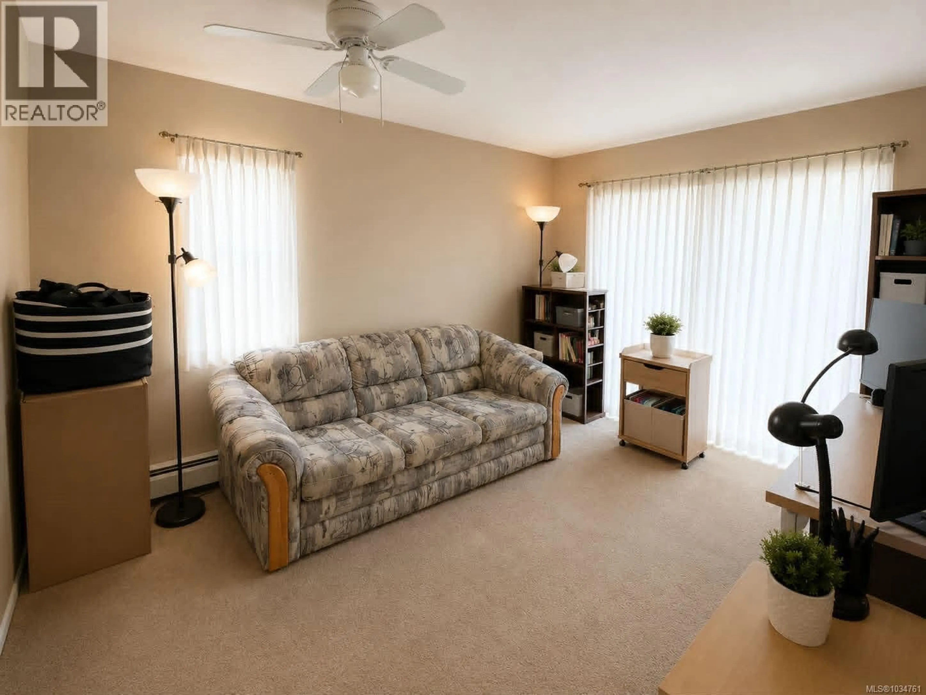 Living room with furniture, unknown for 311 - 322 BIRCH STREET, Campbell River British Columbia V9W2S6