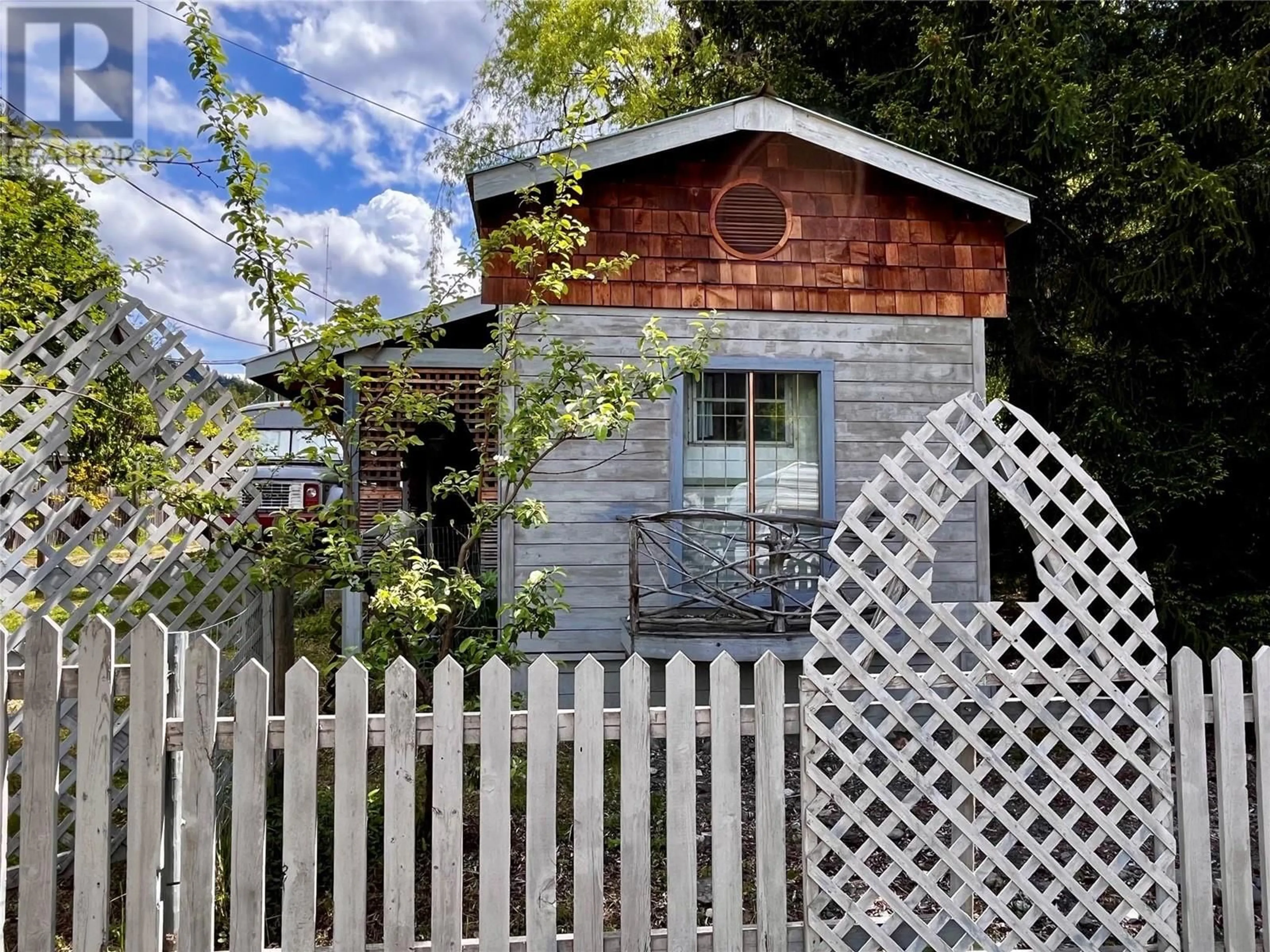 Shed for 814 JOSEPHINE STREET, New Denver British Columbia V0G1S0