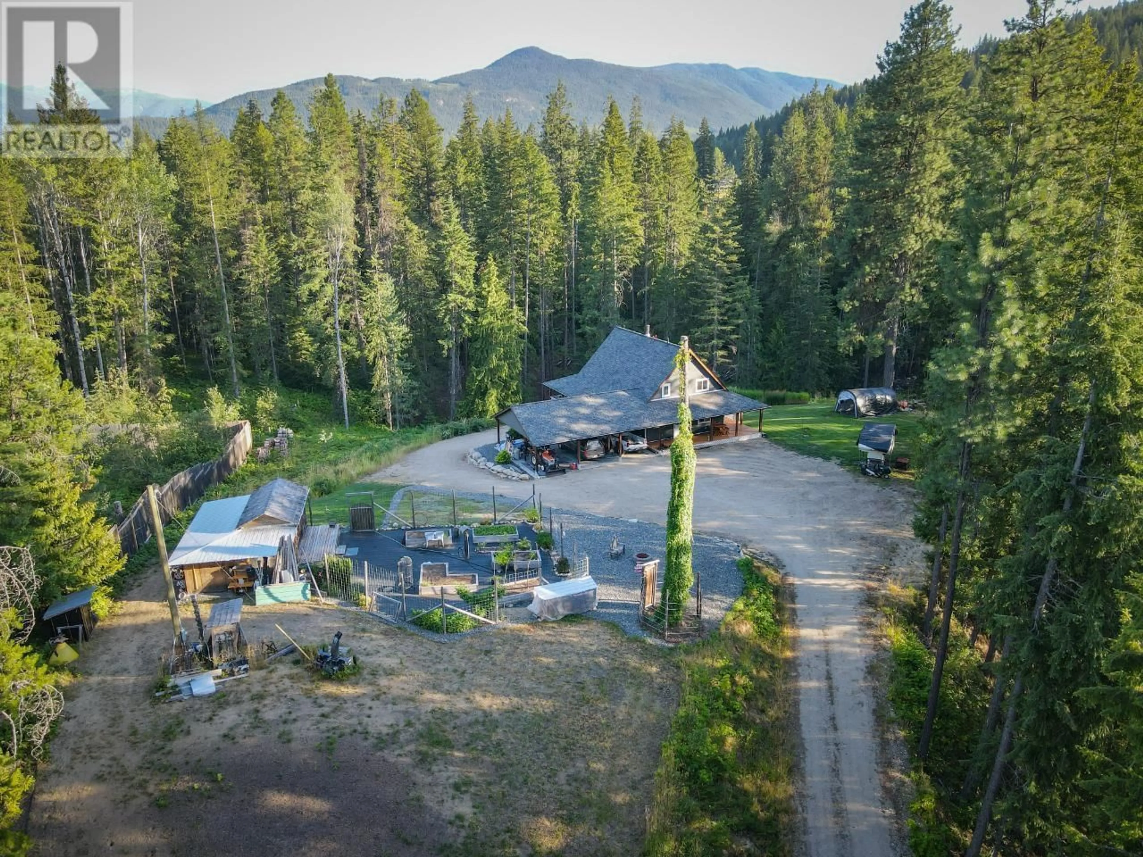 A pic from outside/outdoor area/front of a property/back of a property/a pic from drone, mountain view for 4351 POPLAR RIDGE ROAD, Krestova British Columbia V0G1H1