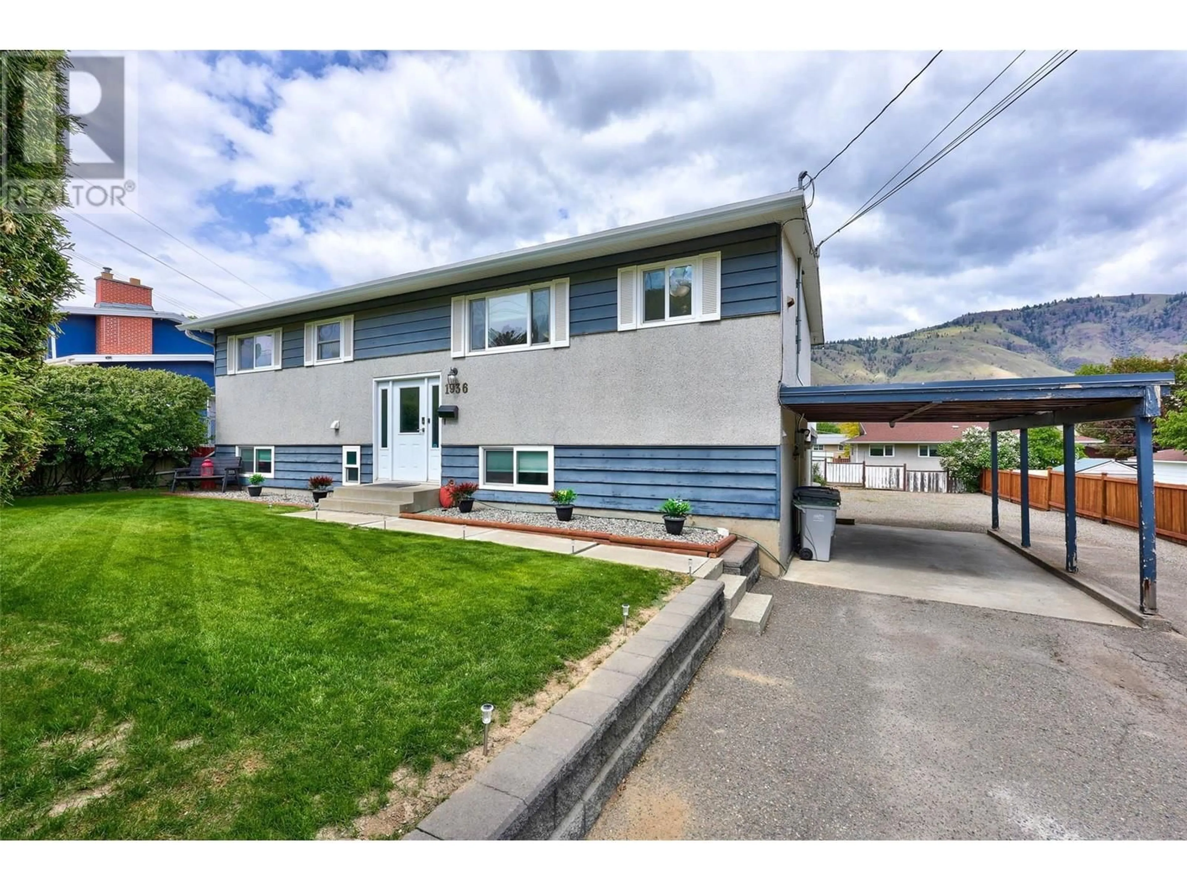 Home with vinyl exterior material, street for 1936 VALLEYVIEW DRIVE, Kamloops British Columbia V2C4B9