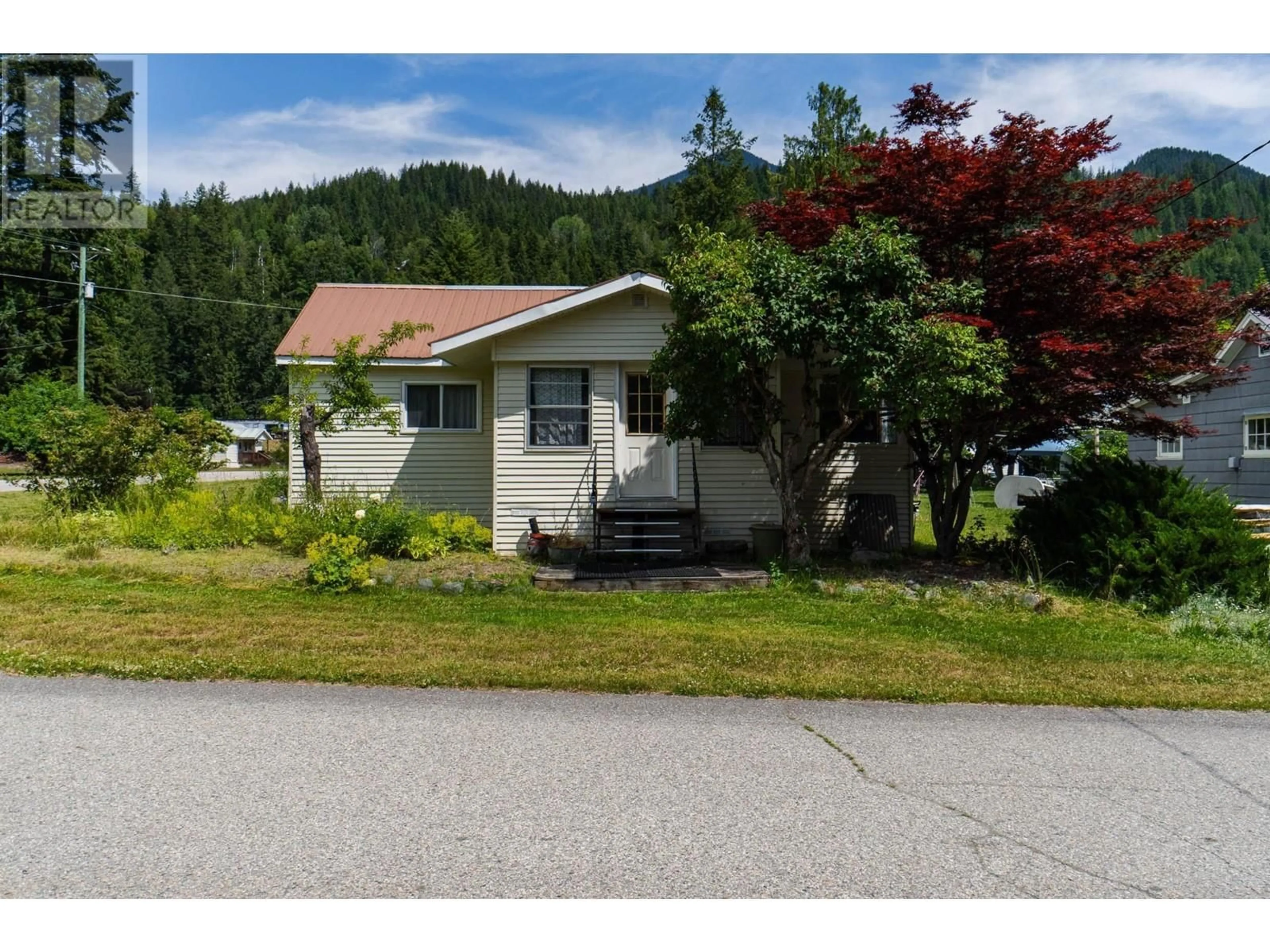 Unknown for 112 JOSEPHINE STREET, New Denver British Columbia V0G1S0