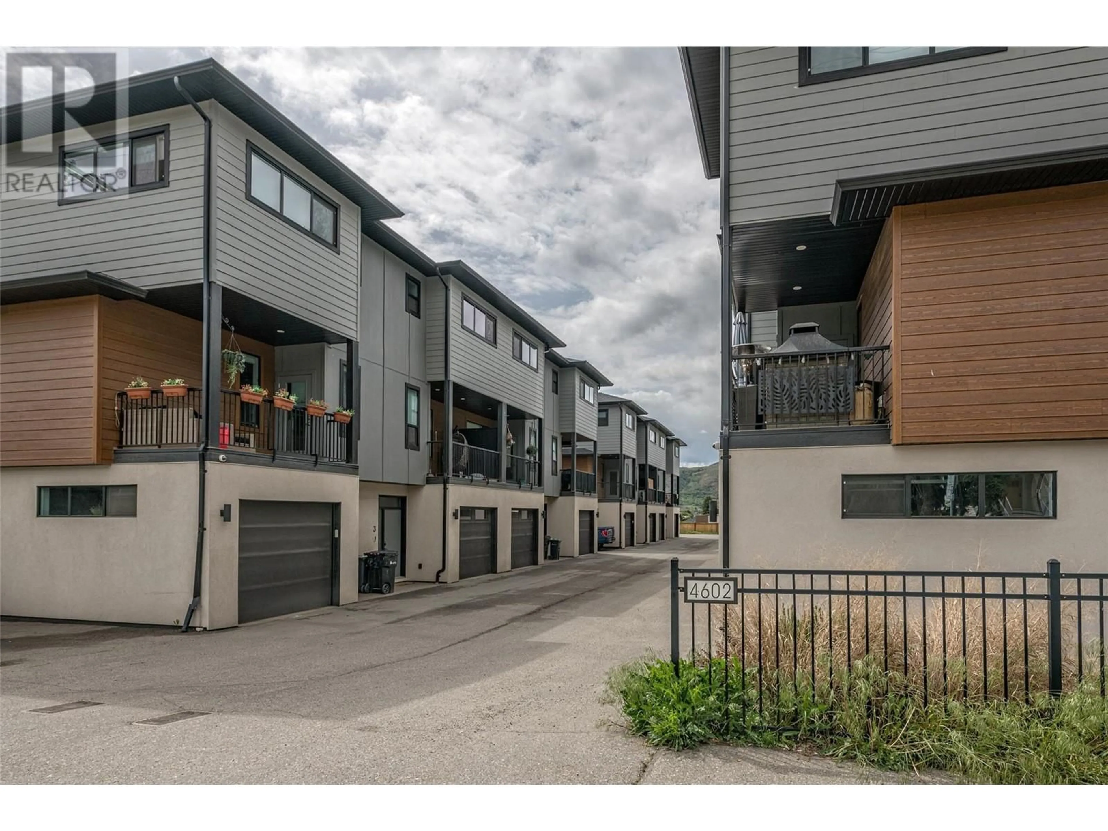 A pic from outside/outdoor area/front of a property/back of a property/a pic from drone, street for 8 - 4602 20 STREET, Vernon British Columbia V1T4E5
