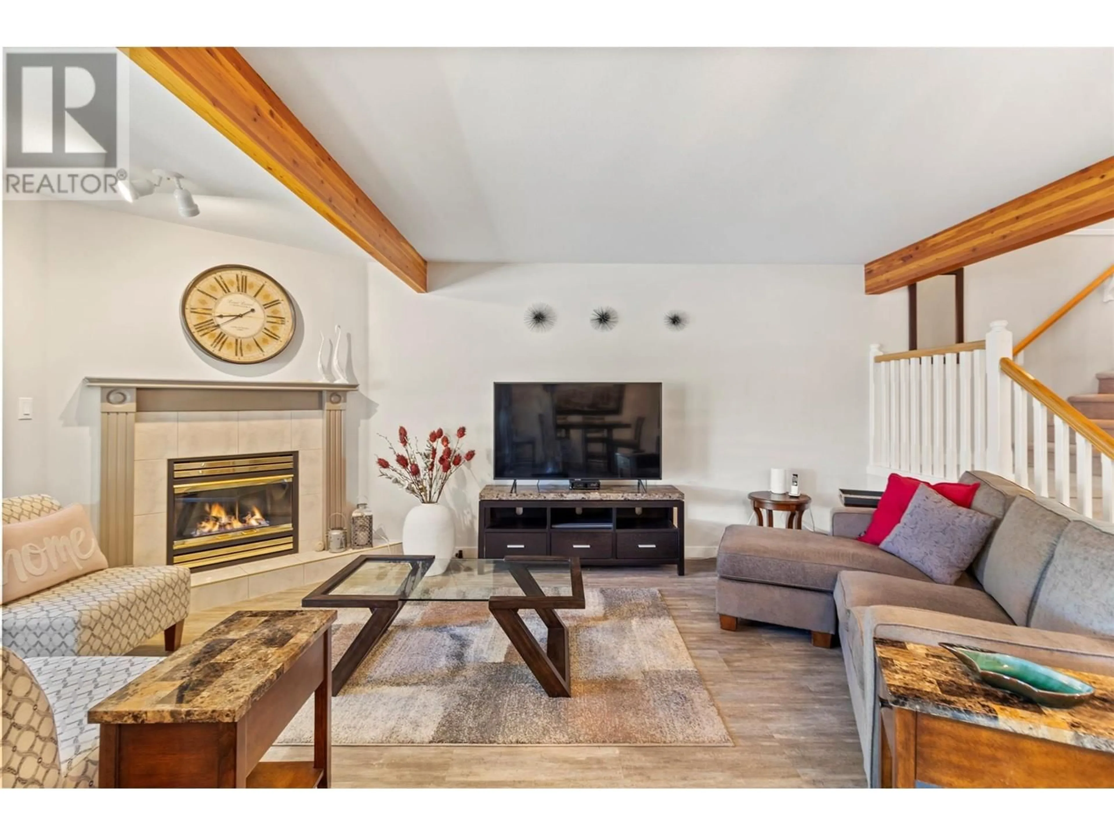 Living room with furniture, unknown for 3 - 763 FRONT STREET, Kamloops British Columbia V2C6S8