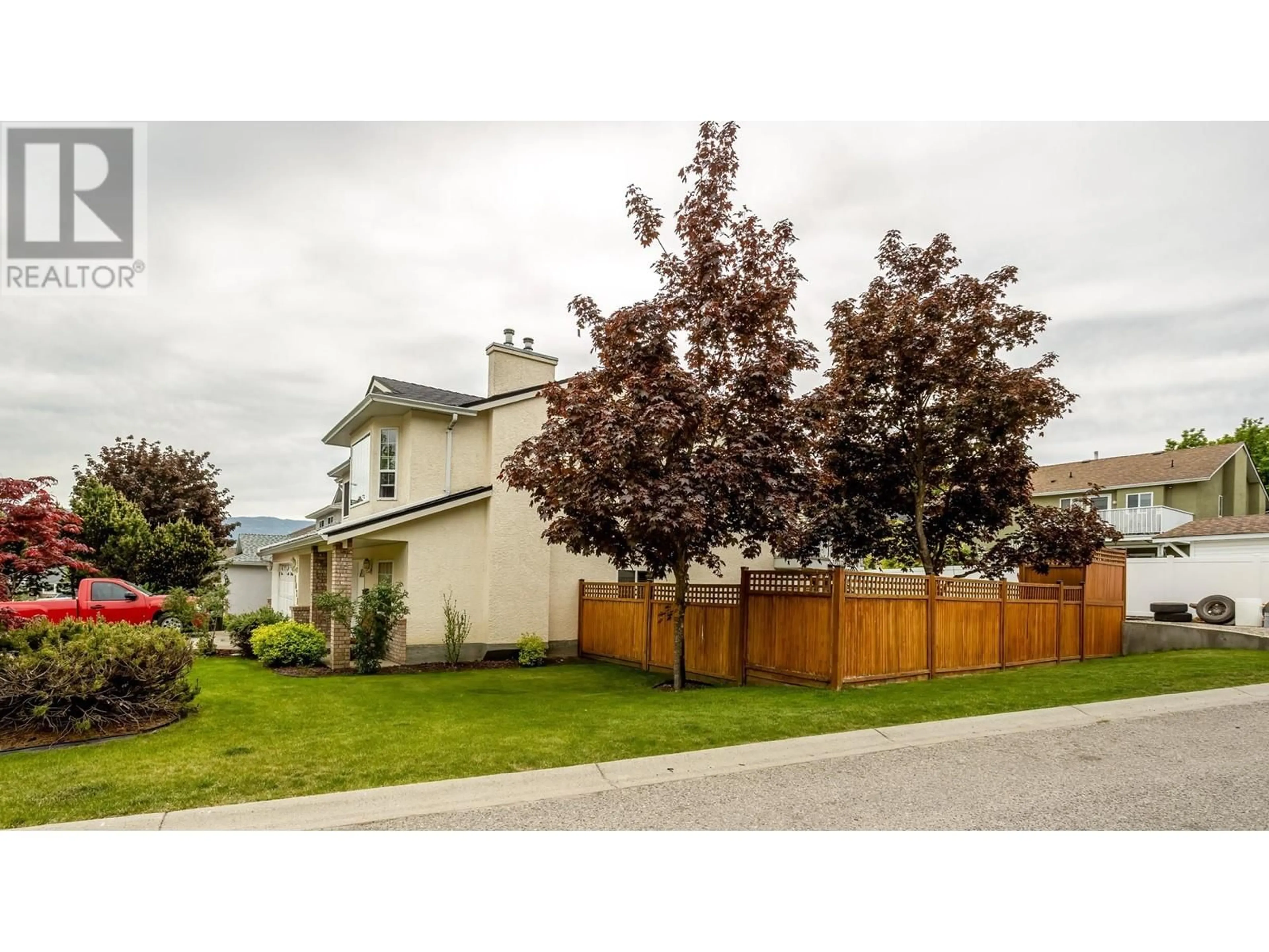 Unknown for 1871 RANCHMONT CRESCENT, Kelowna British Columbia V1V1T4