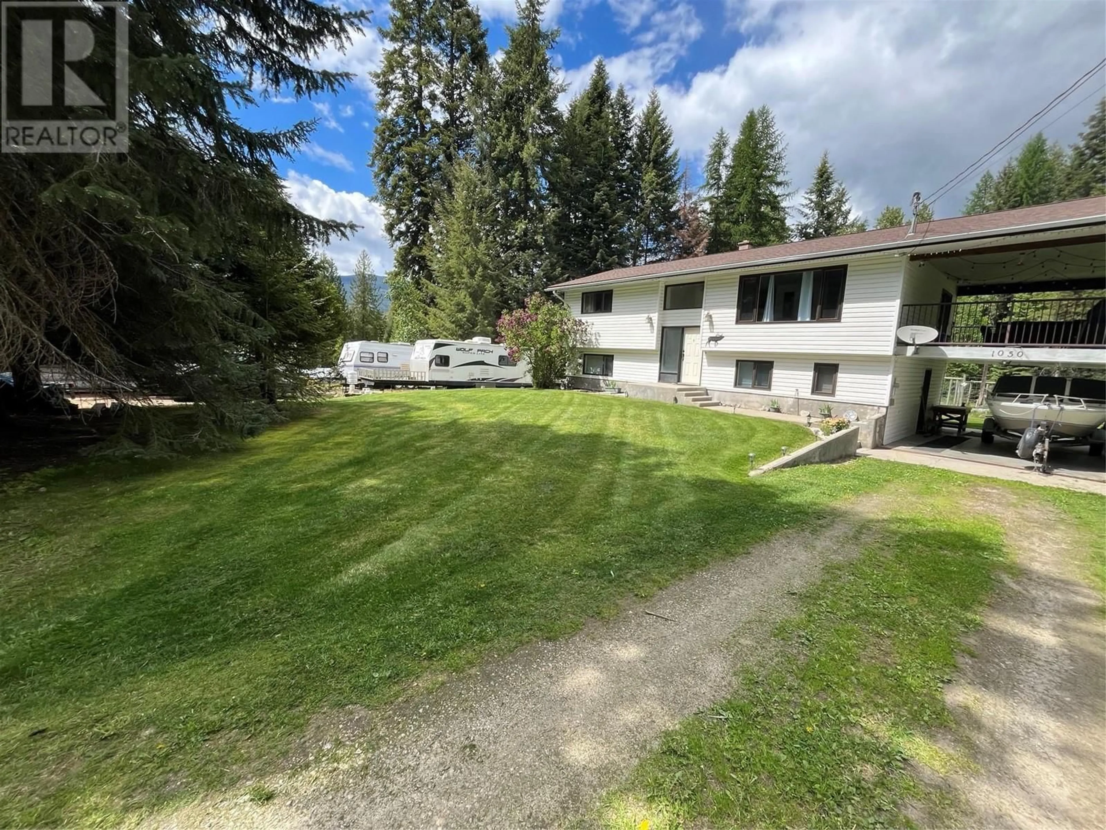 A pic from outside/outdoor area/front of a property/back of a property/a pic from drone, mountain view for 1050 WEBB ROAD, South Slocan British Columbia V0G2G0