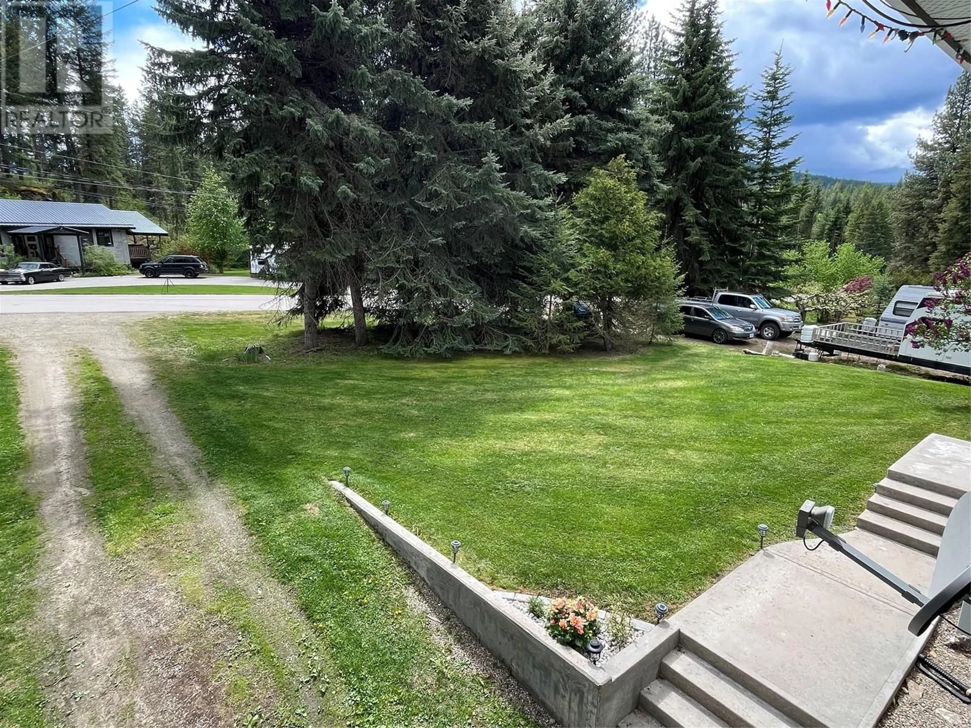 A pic from outside/outdoor area/front of a property/back of a property/a pic from drone, mountain view for 1050 WEBB ROAD, South Slocan British Columbia V0G2G0