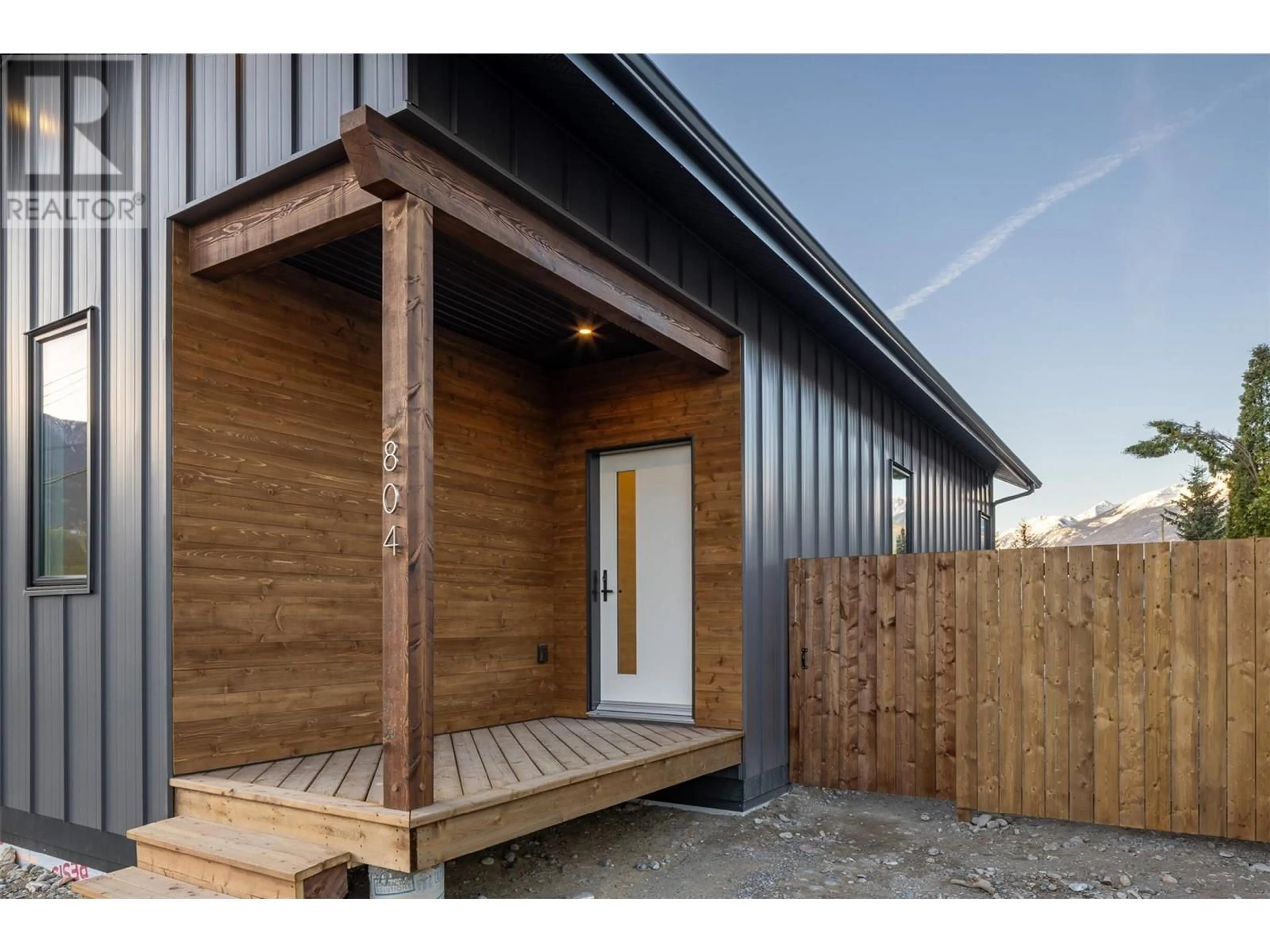 Unknown for 804 9TH STREET SOUTH, Golden British Columbia V0A1H0