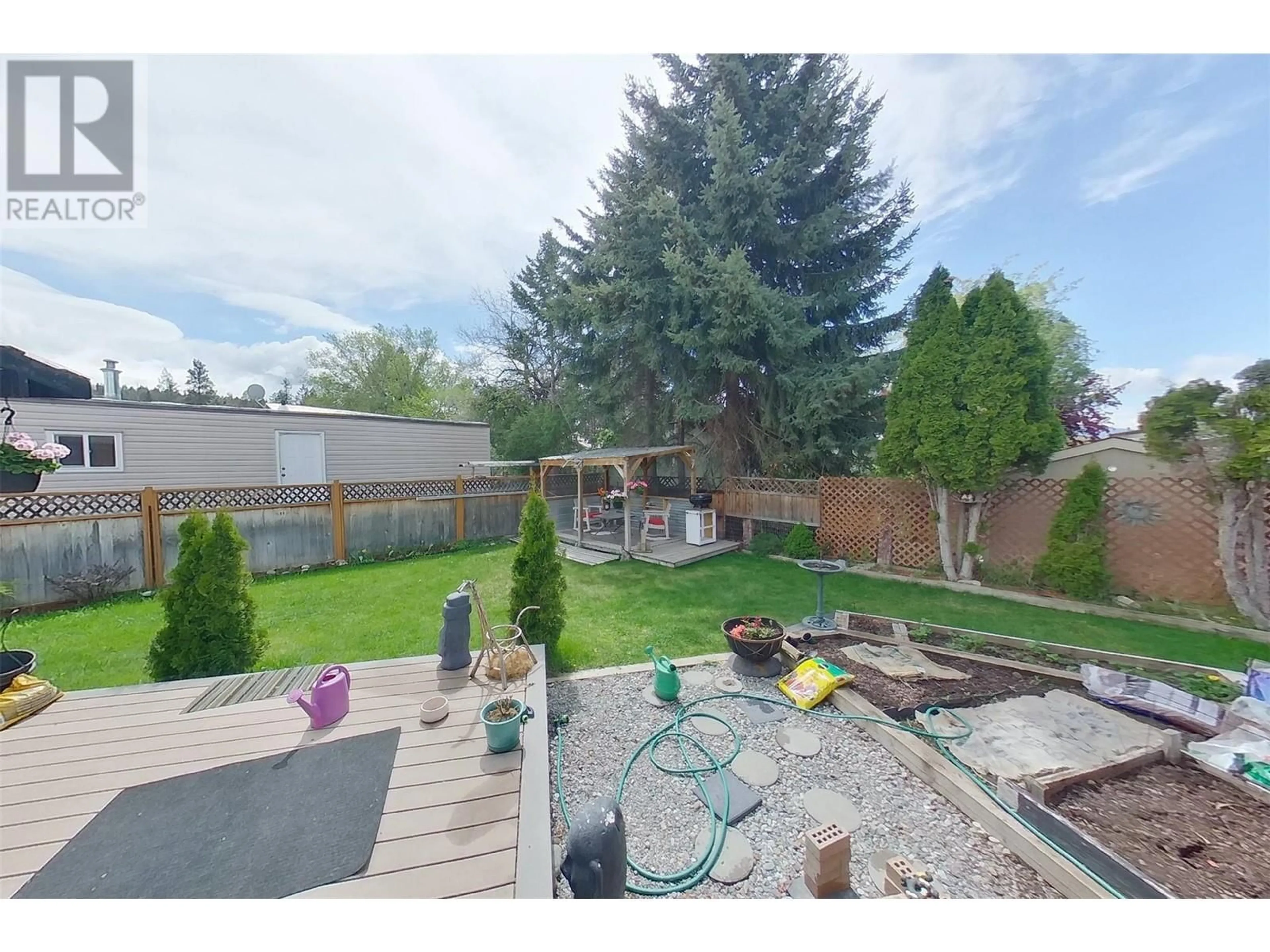 A pic from outside/outdoor area/front of a property/back of a property/a pic from drone, unknown for 1912 KOKANEE PLACE NORTH, Cranbrook British Columbia V1C6E5