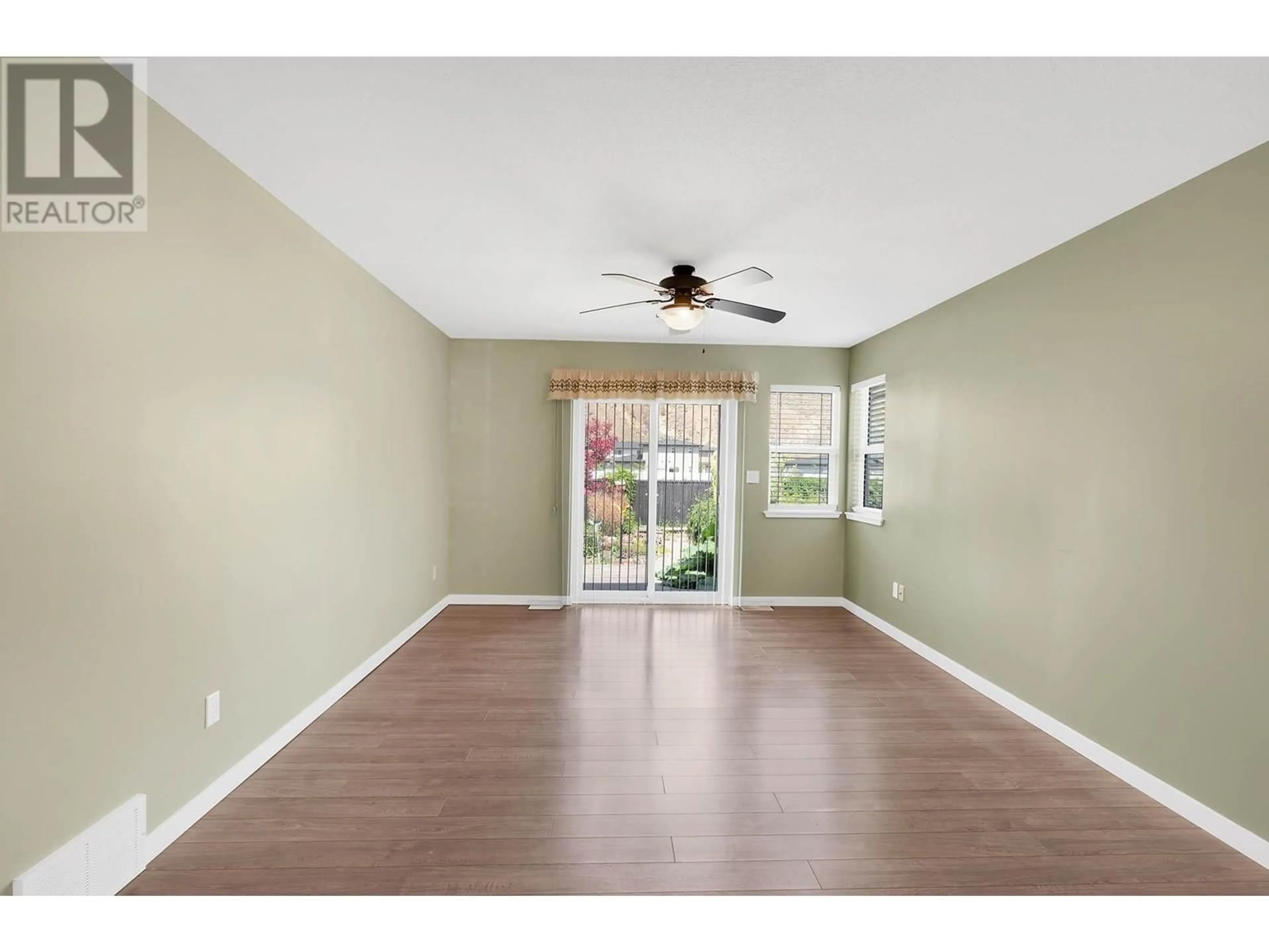 A pic of a room for 12 - 2592 CRESTLINE STREET, Kamloops British Columbia V2B0E7
