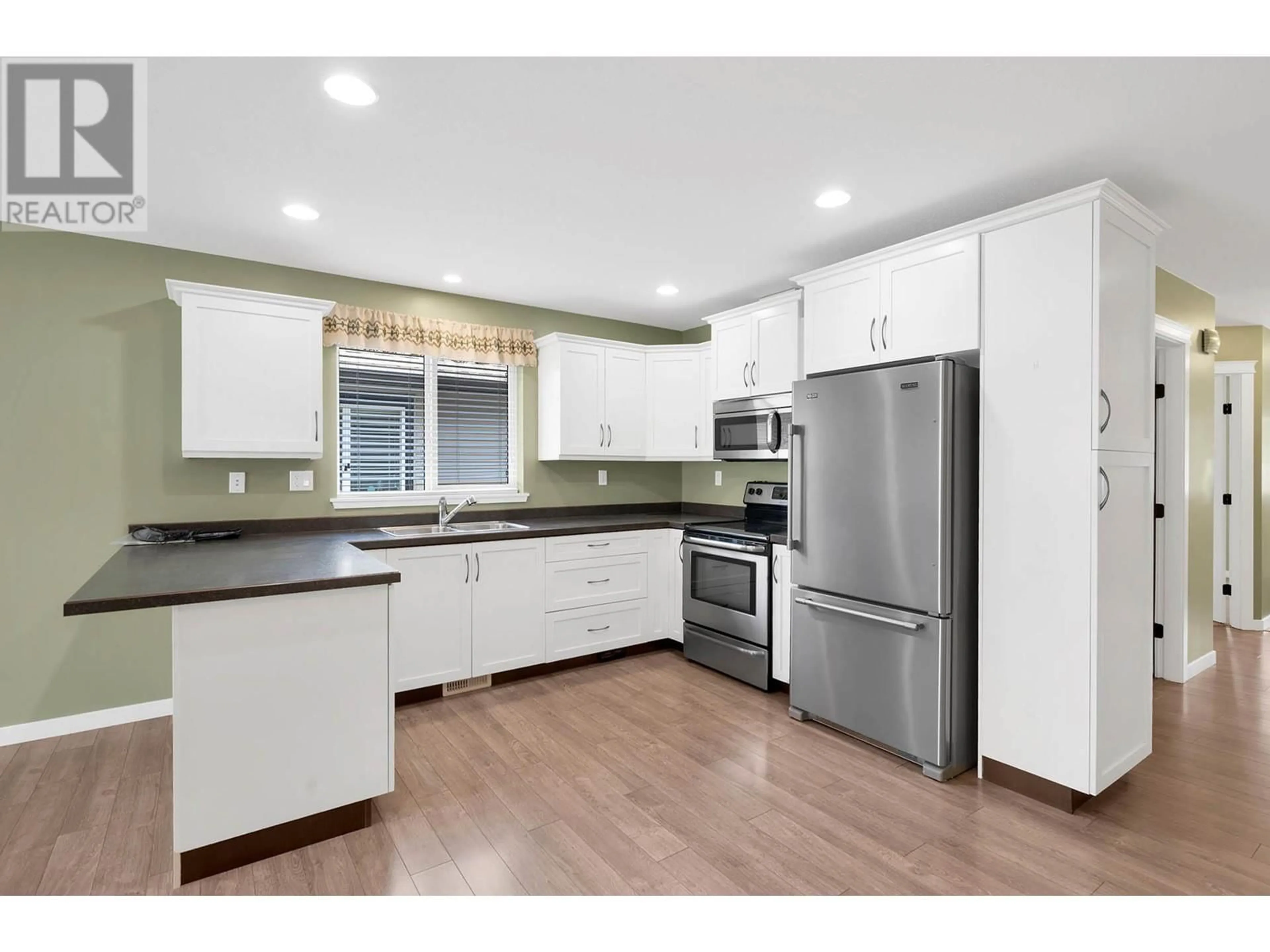 Open concept kitchen, unknown for 12 - 2592 CRESTLINE STREET, Kamloops British Columbia V2B0E7