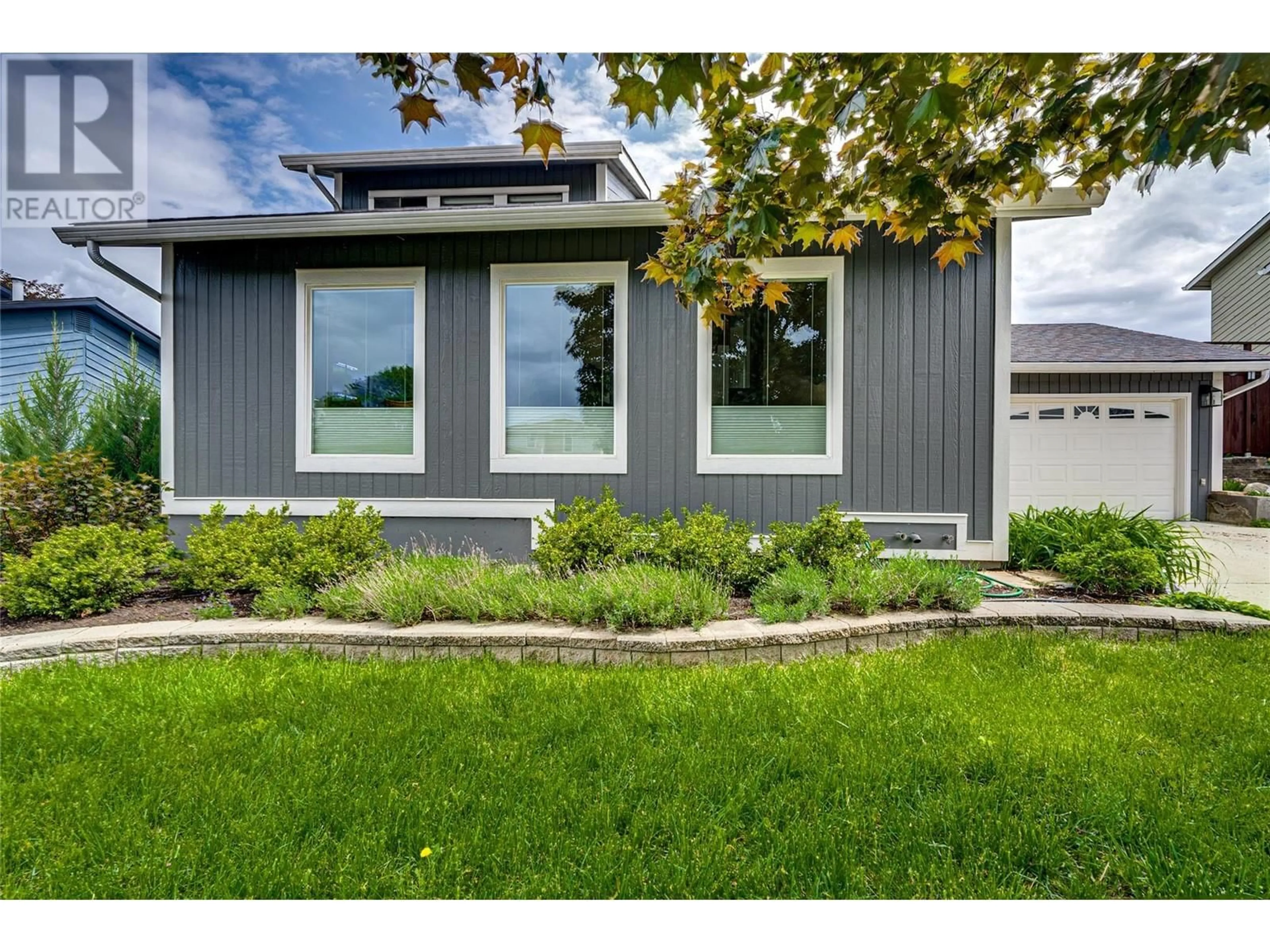 Home with vinyl exterior material, street for 4103 14 STREET, Vernon British Columbia V1T8B9