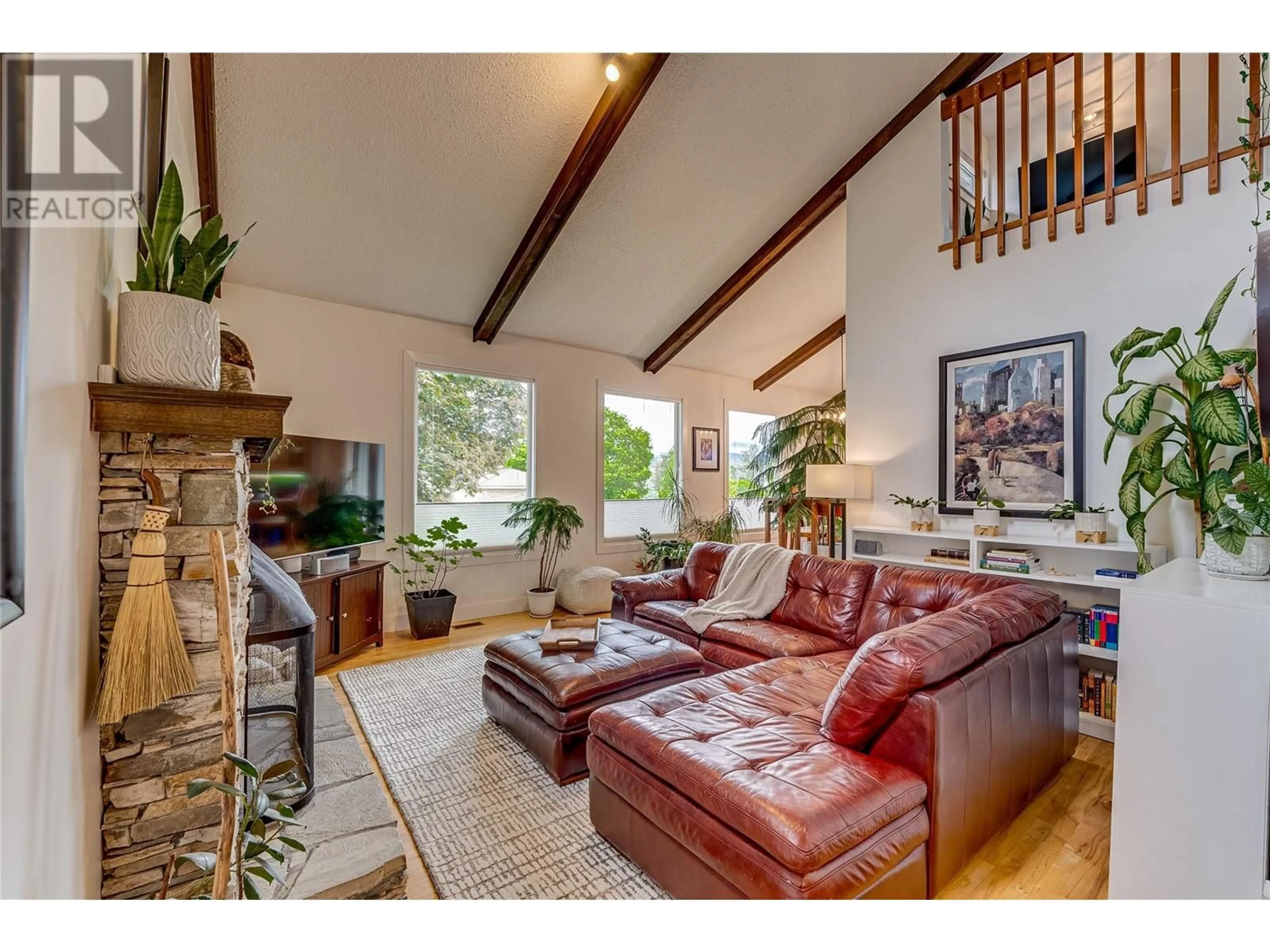 Living room with furniture, unknown for 4103 14 STREET, Vernon British Columbia V1T8B9