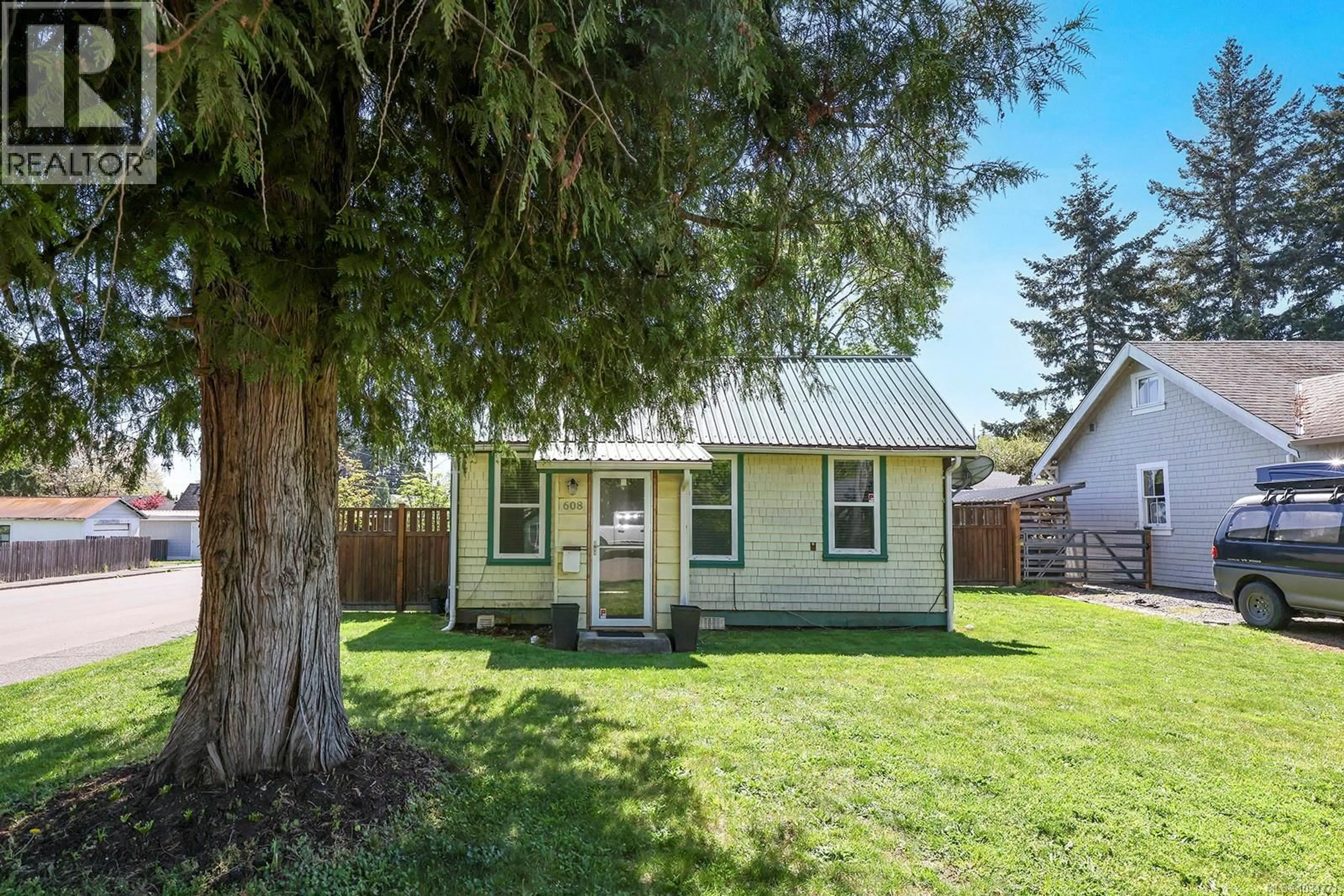 Unknown for 608 11TH STREET, Courtenay British Columbia V9N1T1
