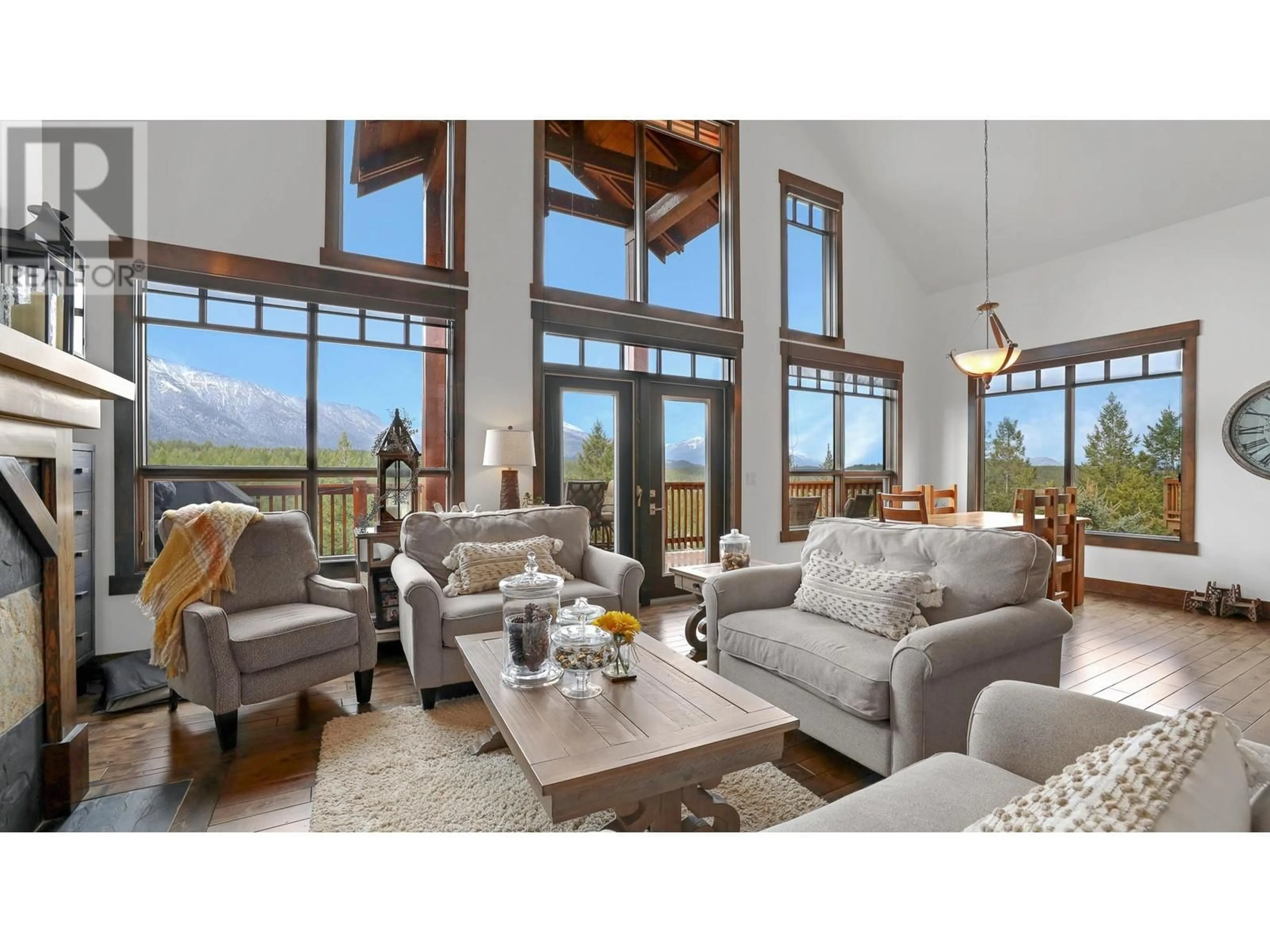 Living room with furniture, unknown for 12 - 2598 MOUNTAINVIEW CRESCENT, Invermere British Columbia V0A1K6