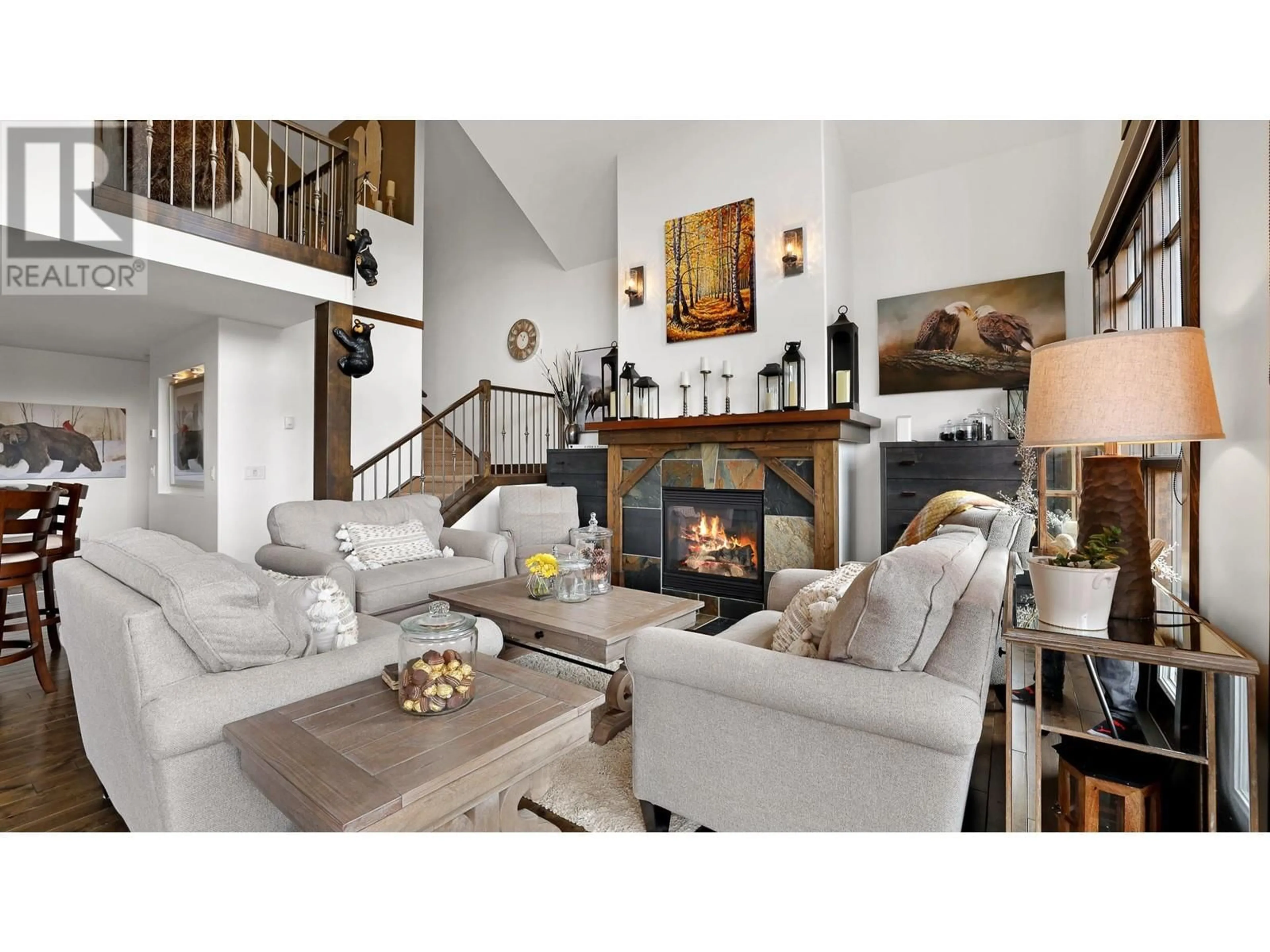 Living room with furniture, unknown for 12 - 2598 MOUNTAINVIEW CRESCENT, Invermere British Columbia V0A1K6