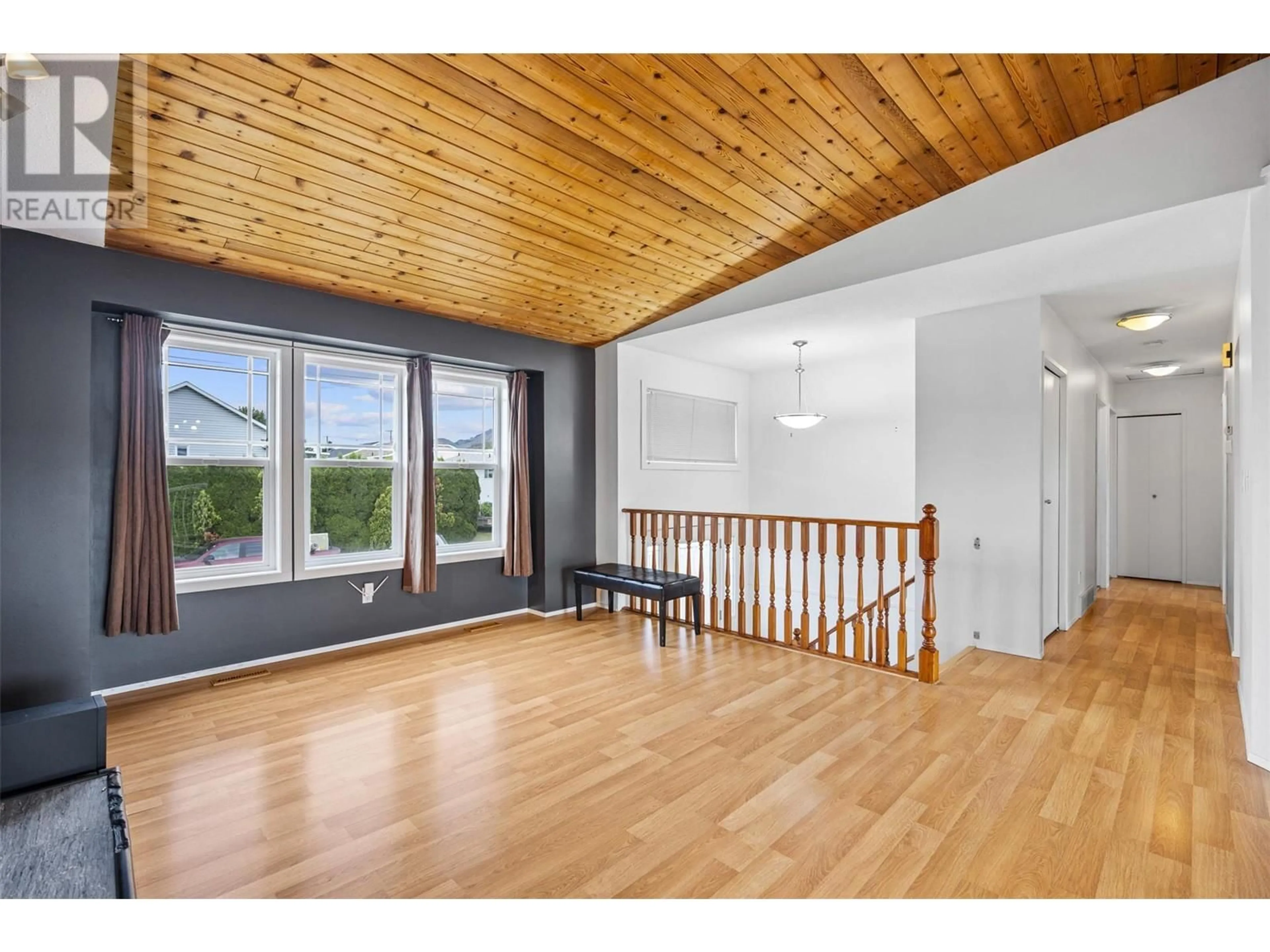 Unknown for 2203 BOSSERT AVENUE, Kamloops British Columbia V2B8H6