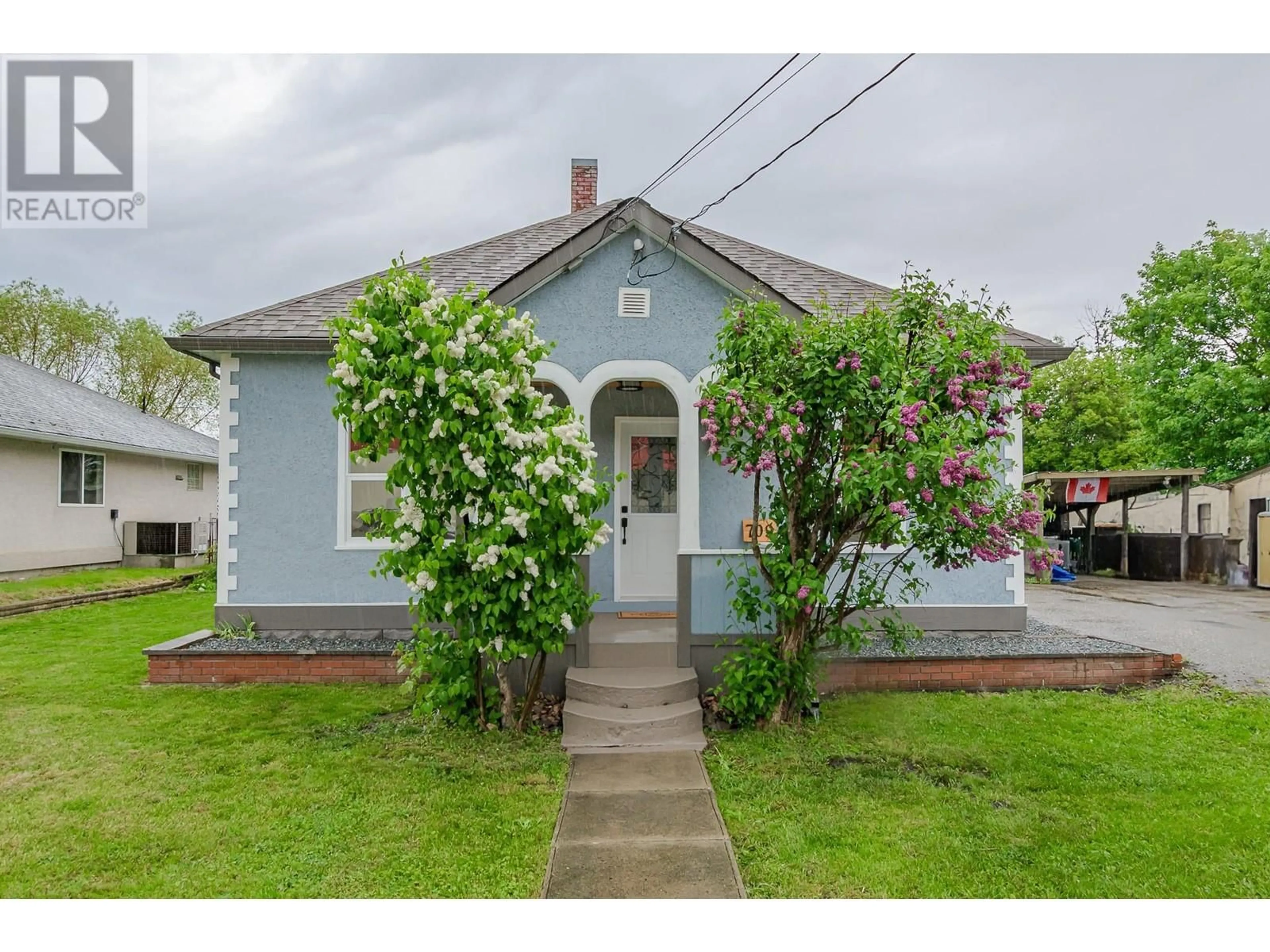 A pic from outside/outdoor area/front of a property/back of a property/a pic from drone, street for 709 STANLEY AVENUE, Enderby British Columbia V0E1V0