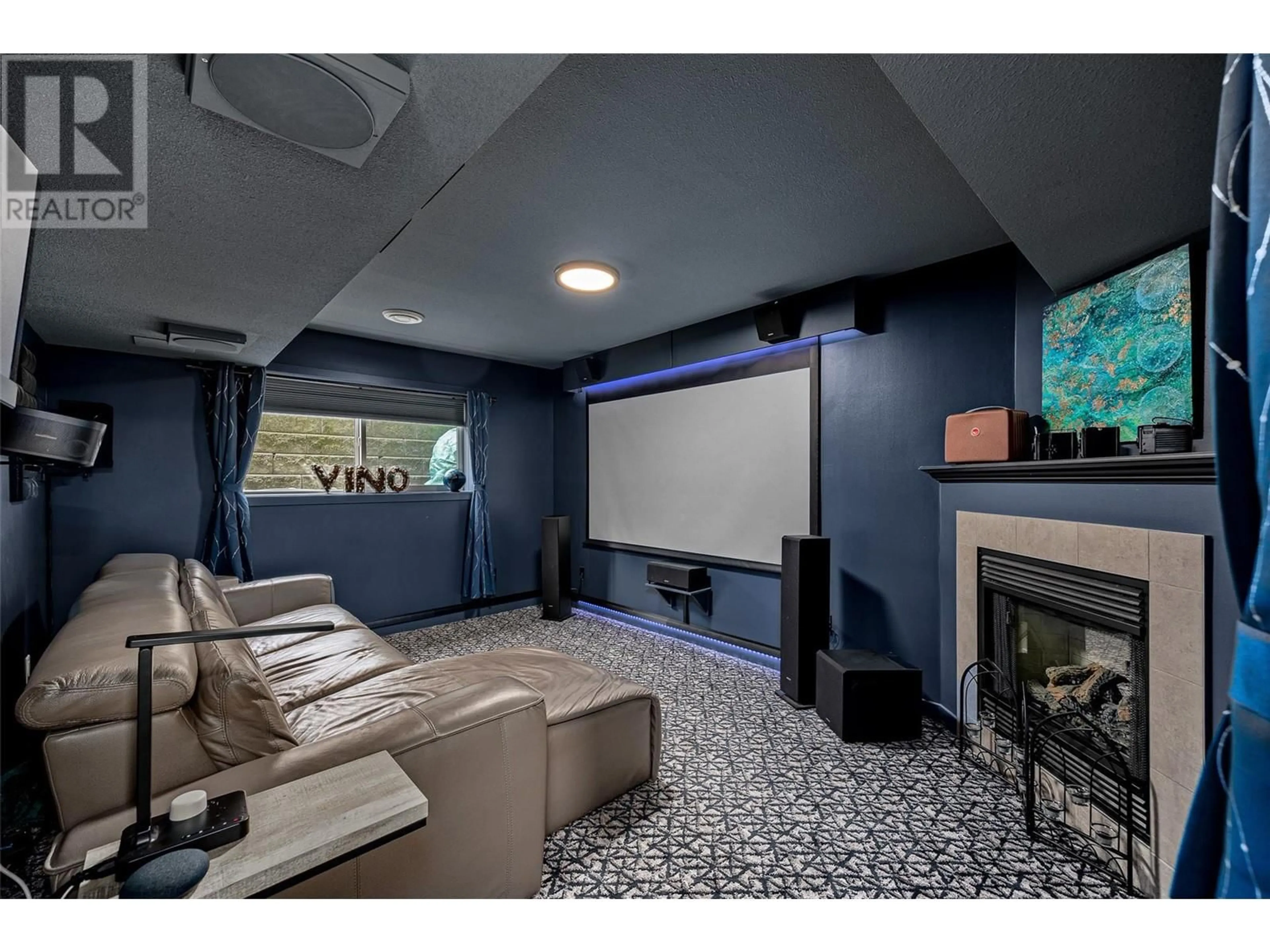 Home theater for 37 - 218 GLEN PARK DRIVE, Kelowna British Columbia V1V2W3