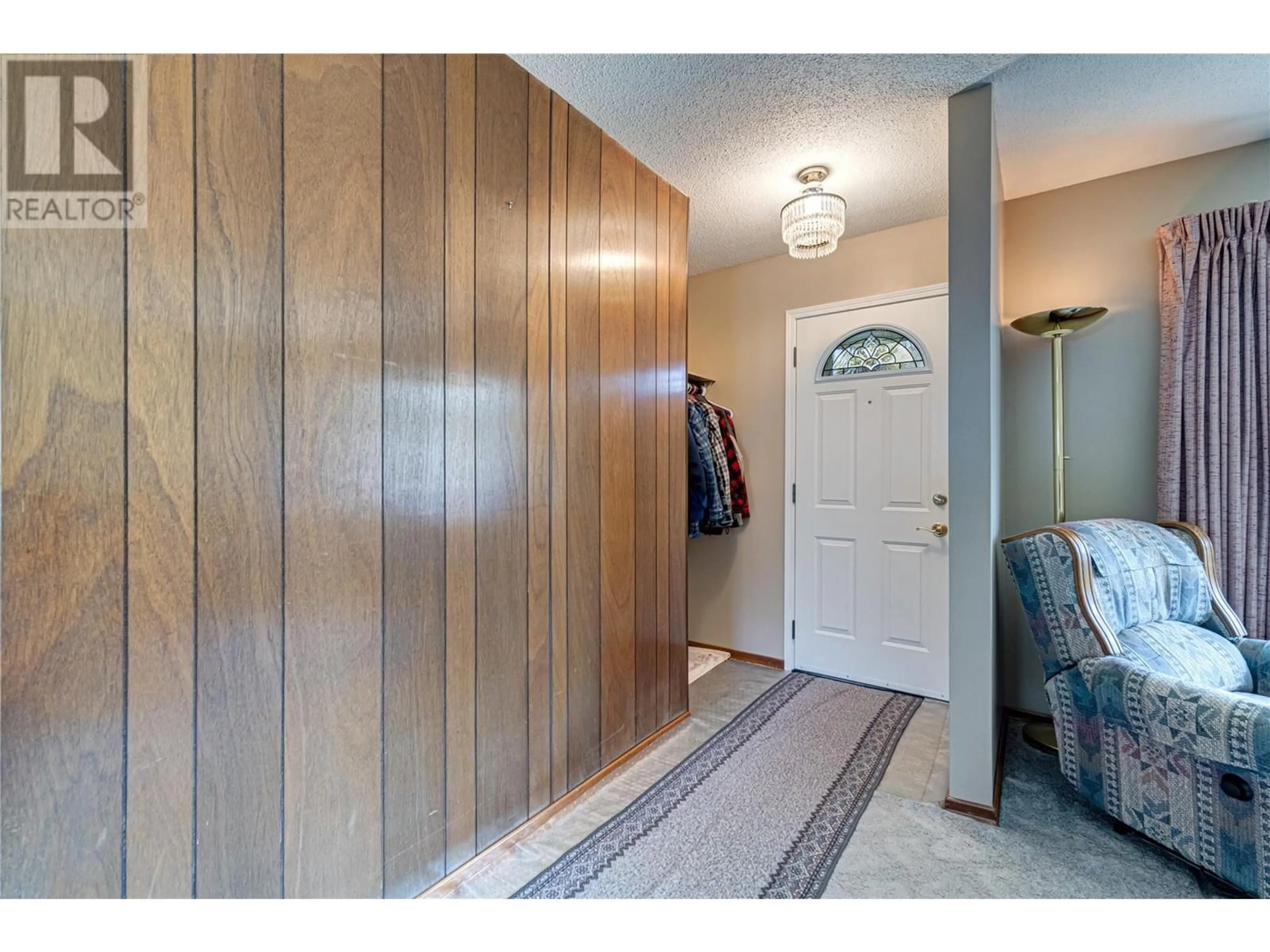 Indoor entryway for 312 ALPINE PLACE, Sparwood British Columbia V0B2G0