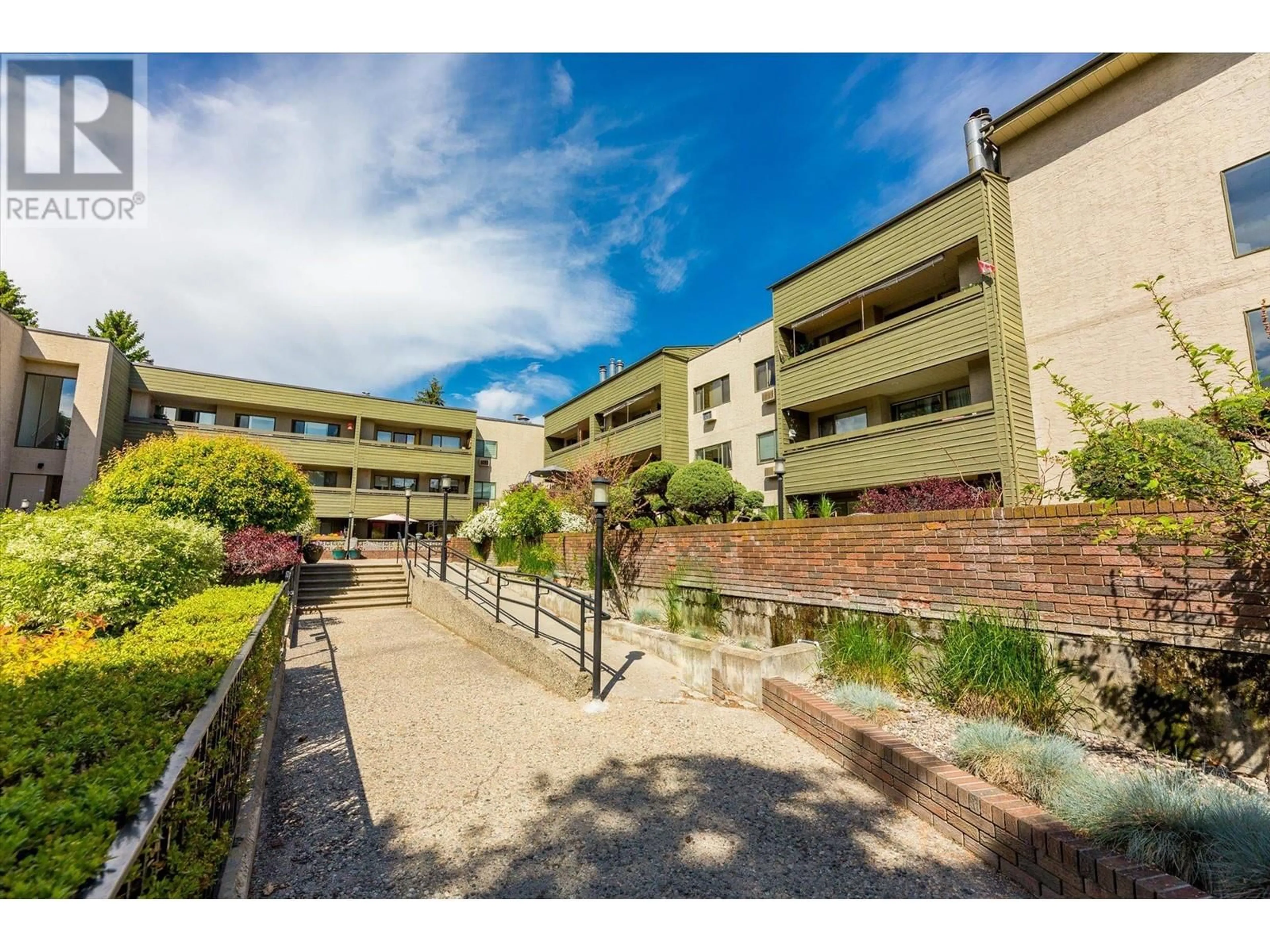 Patio, unknown for 307 - 1056 BERNARD AVENUE, Kelowna British Columbia V1Y8L7