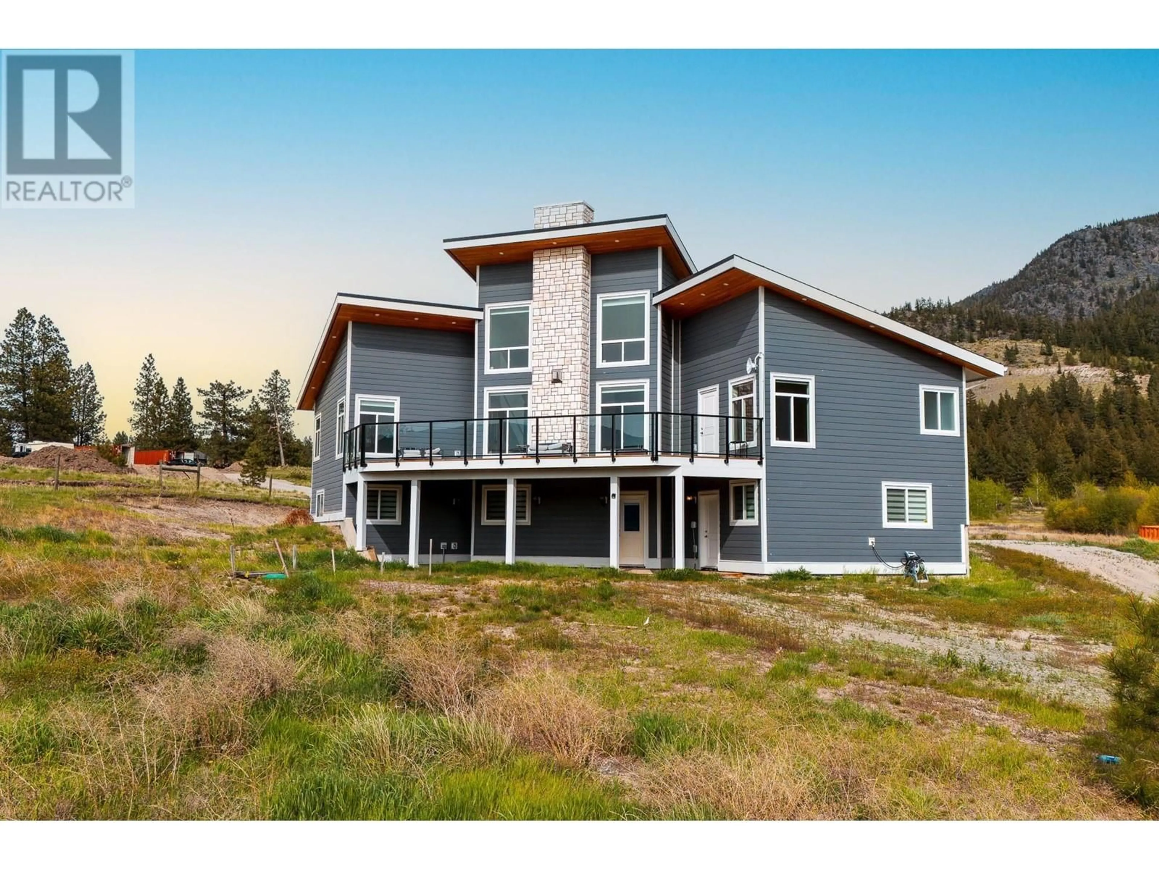 Home with vinyl exterior material, unknown for 184 VEALE ROAD, Merritt British Columbia V1K1N8