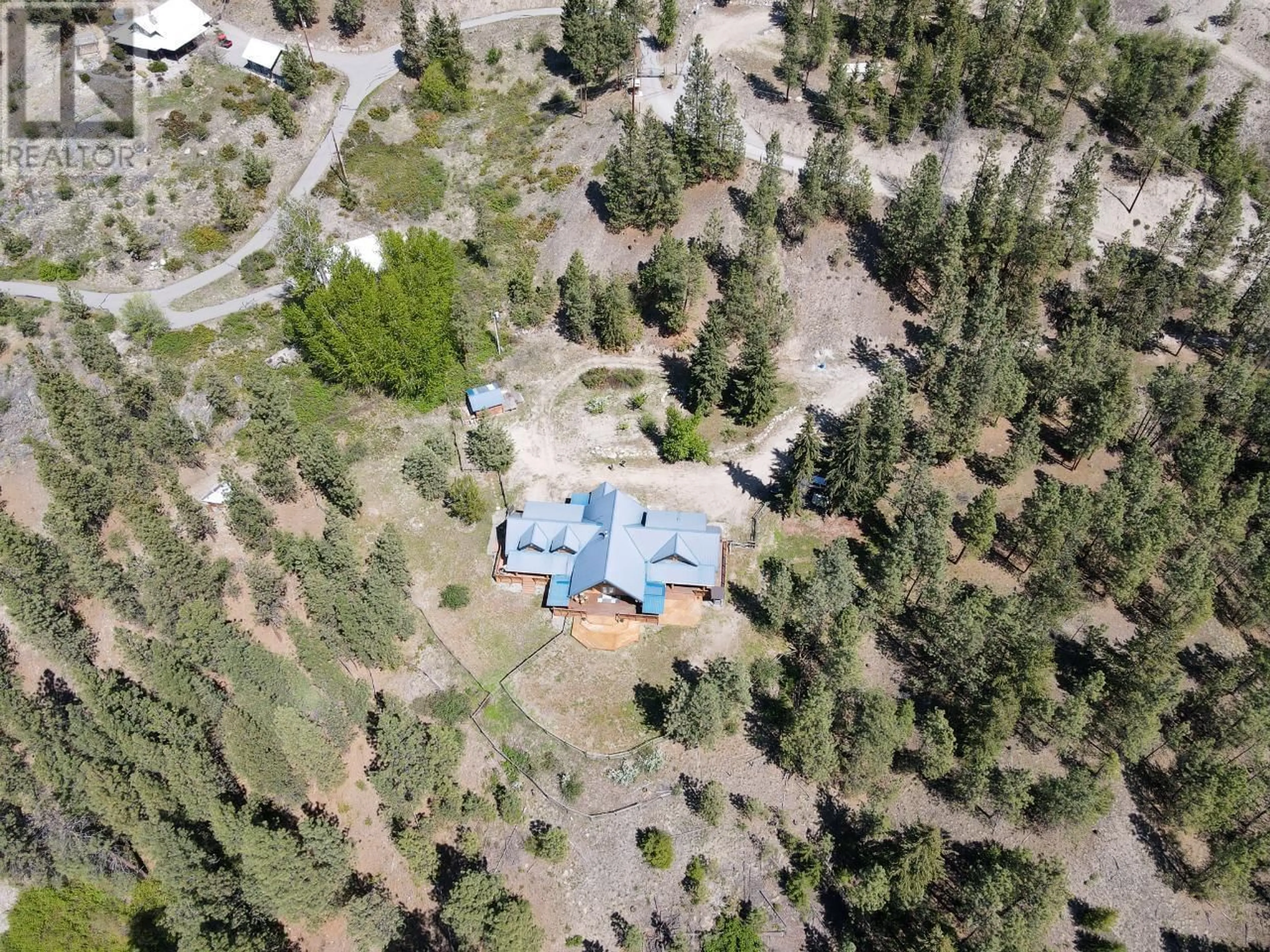 A pic from outside/outdoor area/front of a property/back of a property/a pic from drone, unknown for 3901 COTTONWOOD LANE, Naramata British Columbia V0H1N1