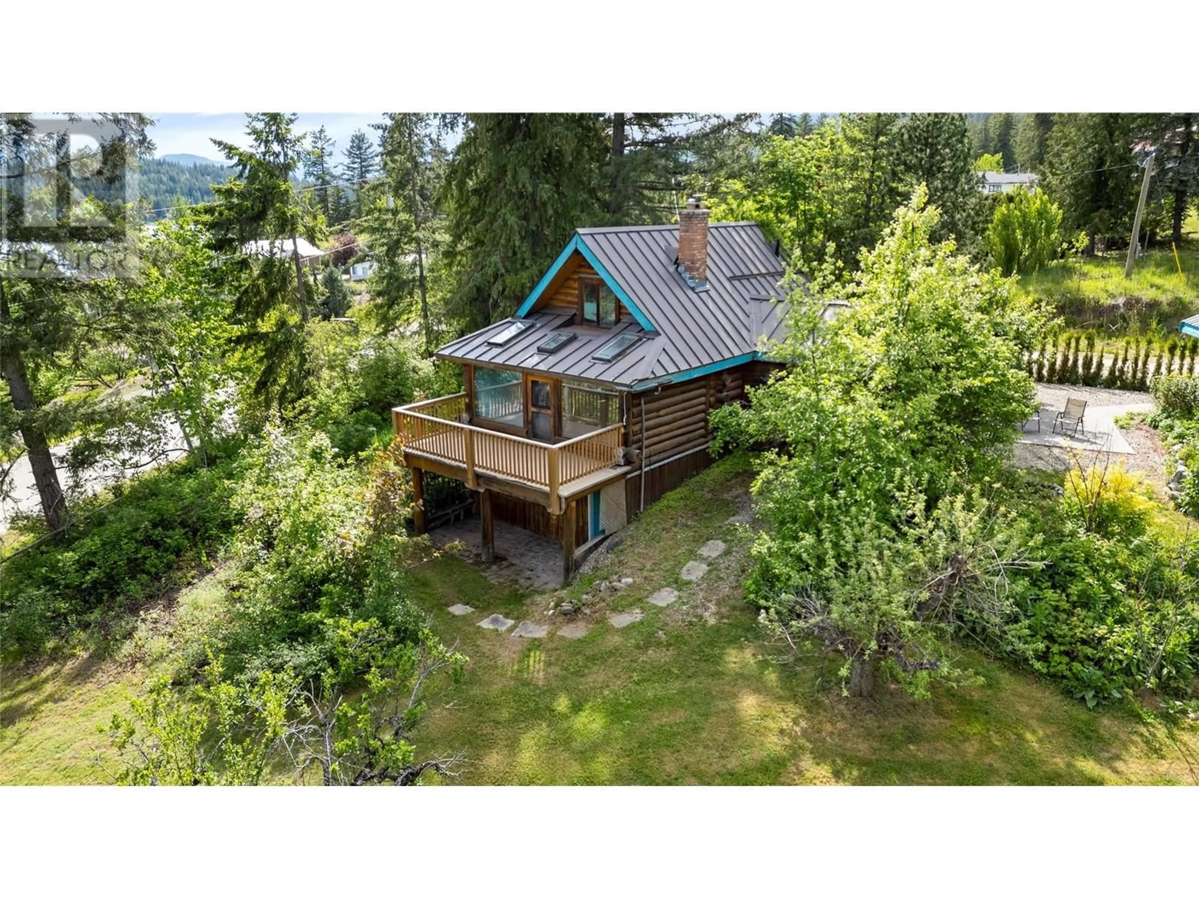 A pic from outside/outdoor area/front of a property/back of a property/a pic from drone, unknown for 3813 PARRI ROAD, White Lake British Columbia V0E2W1