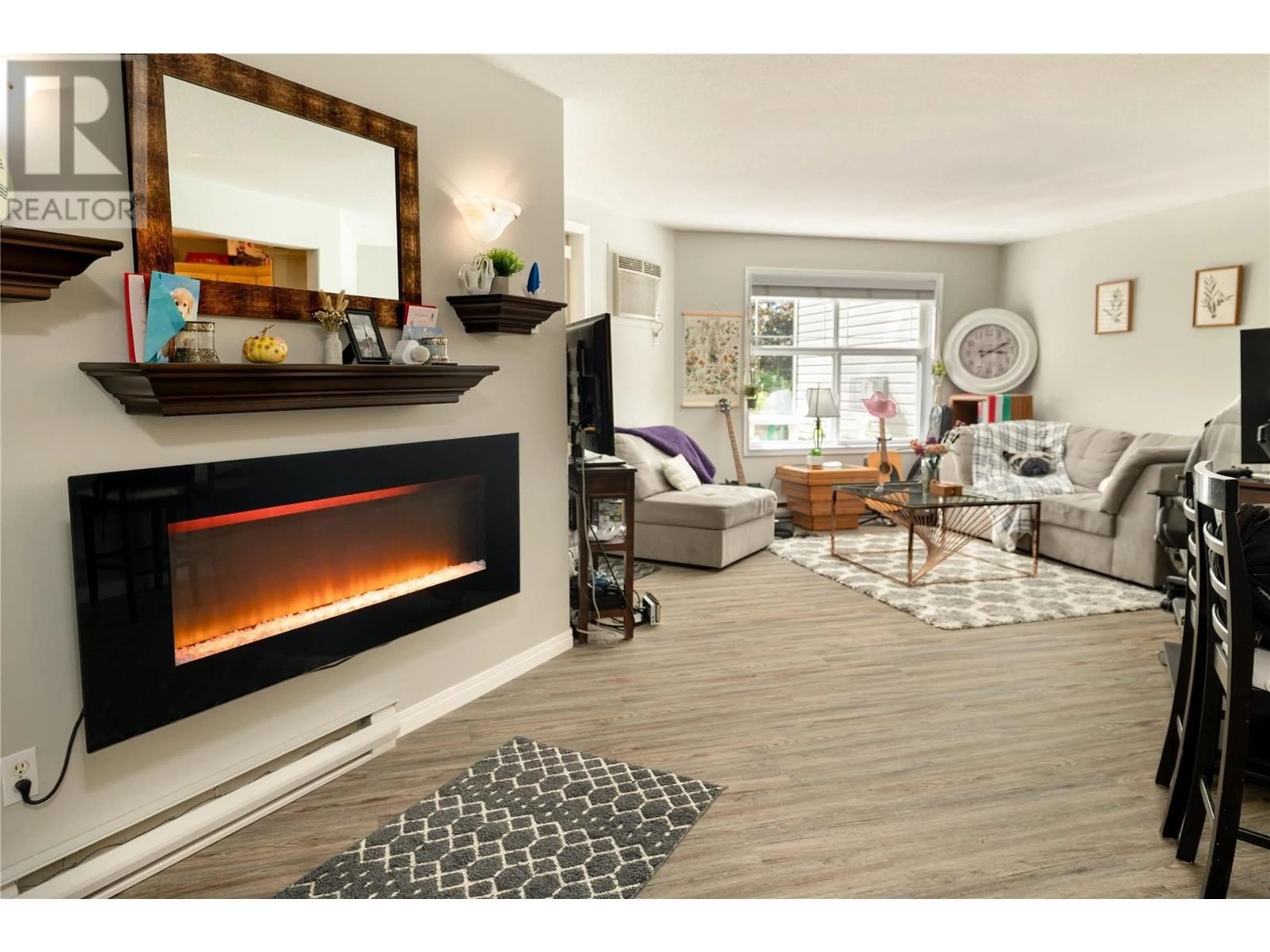 Living room with furniture, unknown for 108 - 555 HOUGHTON ROAD, Kelowna British Columbia V1X7P9