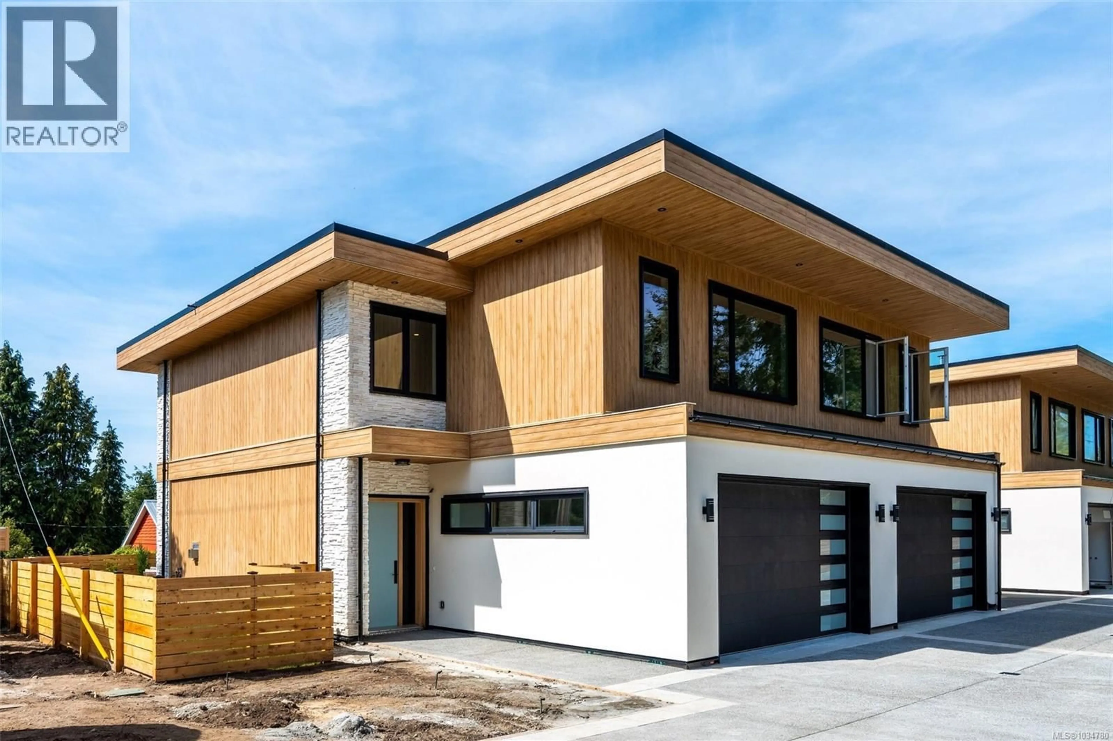 Home with brick exterior material, street for 1 - 3022 CADBORO BAY ROAD, Oak Bay British Columbia V8R5J9
