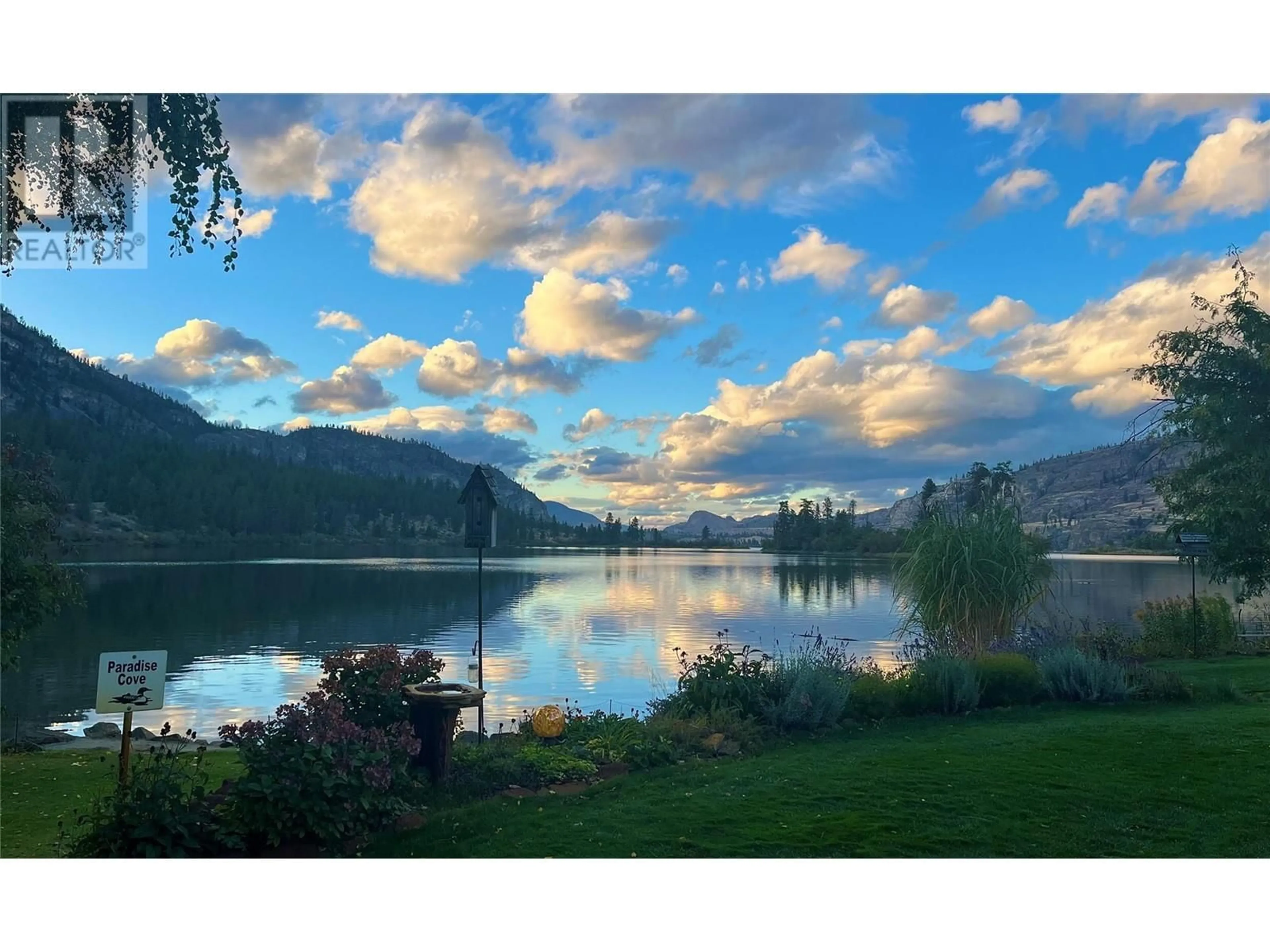 Blurry image for 252 SUNDIAL ROAD, Okanagan Falls British Columbia V0H1T2