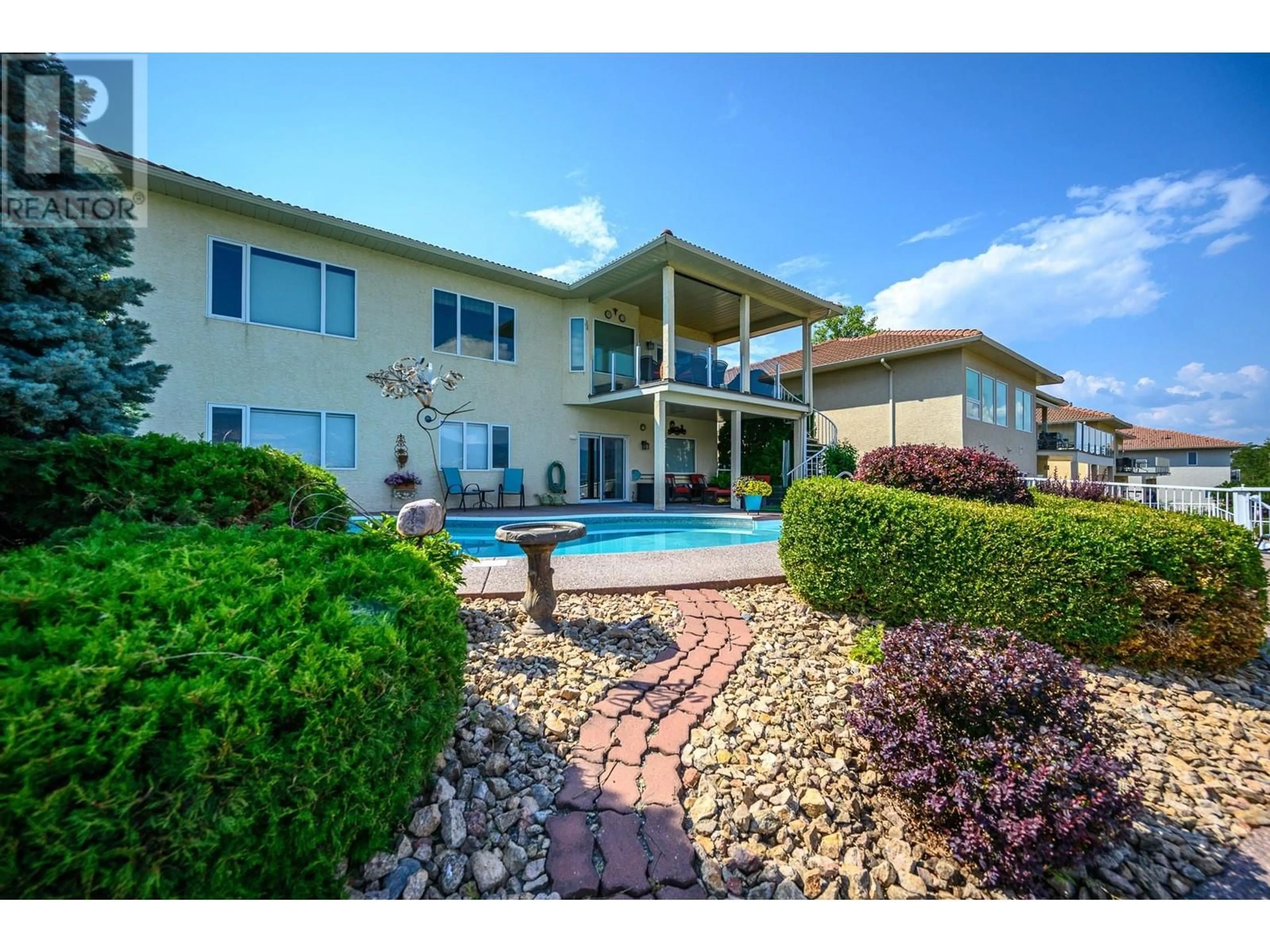 Patio, water/lake/river/ocean view for 307 COUNTRY ESTATE PLACE, Vernon British Columbia V1B2W7