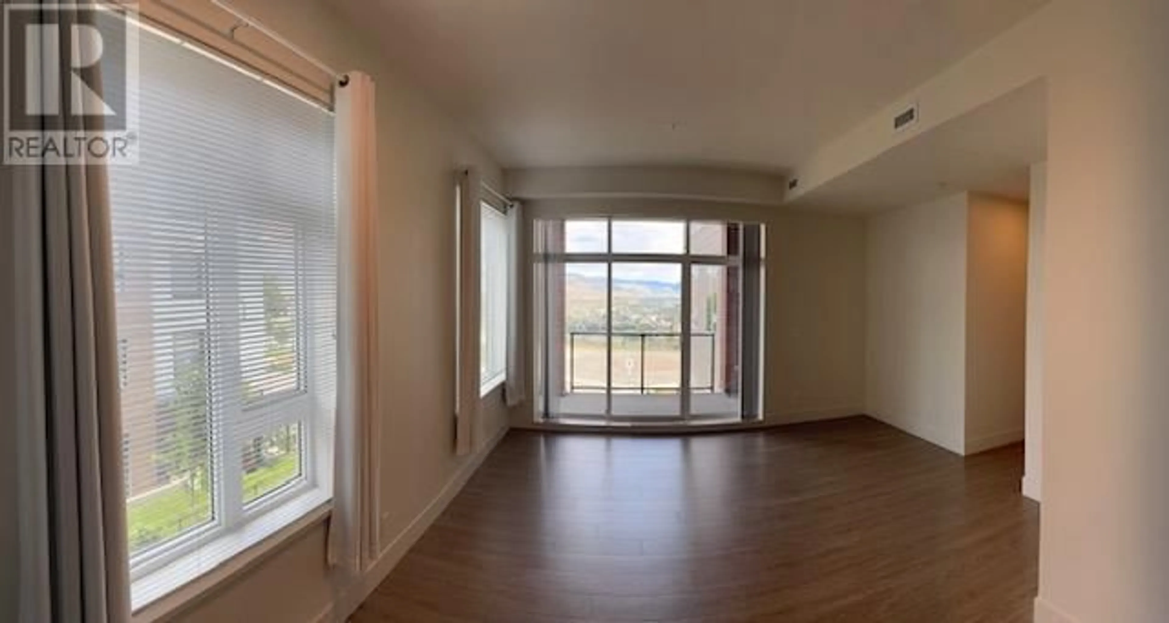 A pic of a room for 311 - 885 UNIVERSITY DRIVE, Kamloops British Columbia V2C0K2