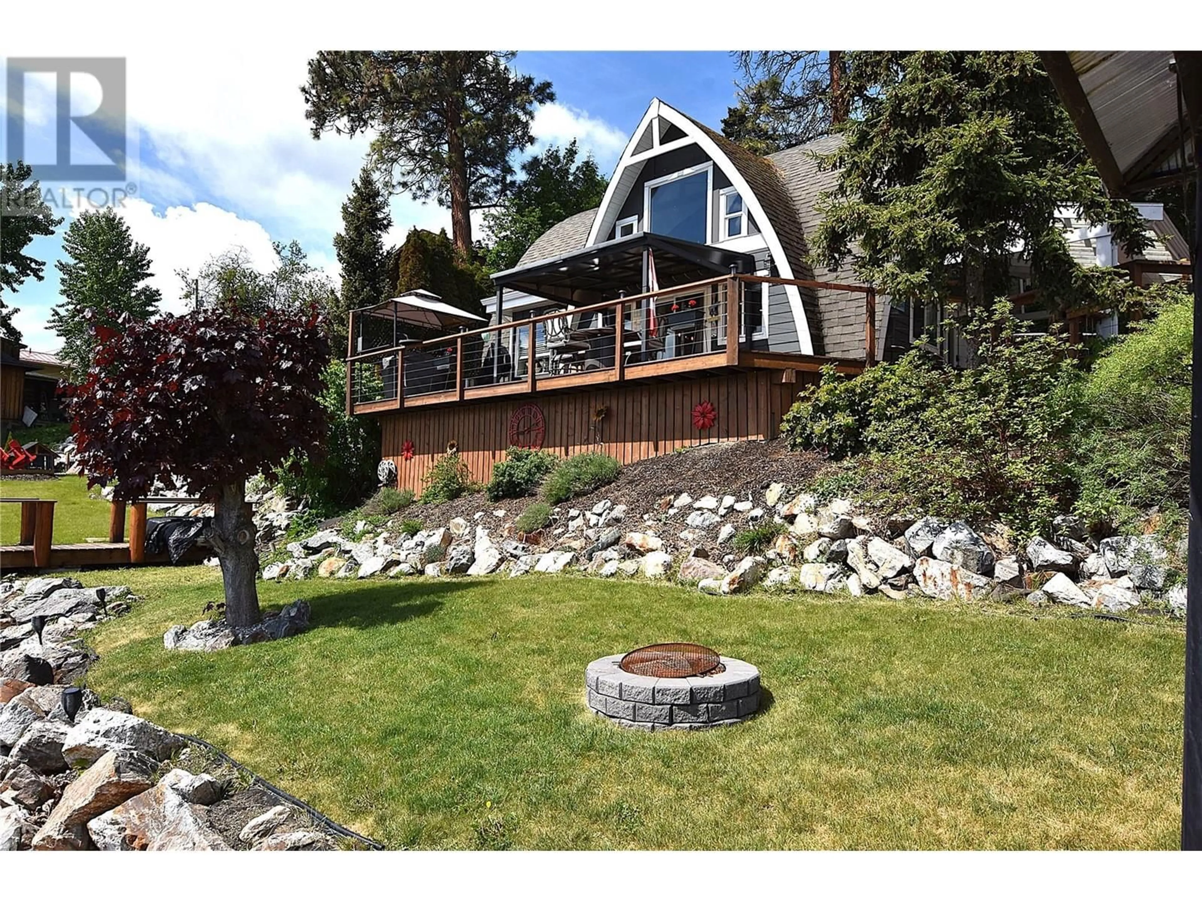 A pic from outside/outdoor area/front of a property/back of a property/a pic from drone, water/lake/river/ocean view for 39 BREWER TRAIL, Vernon British Columbia V1H2G6