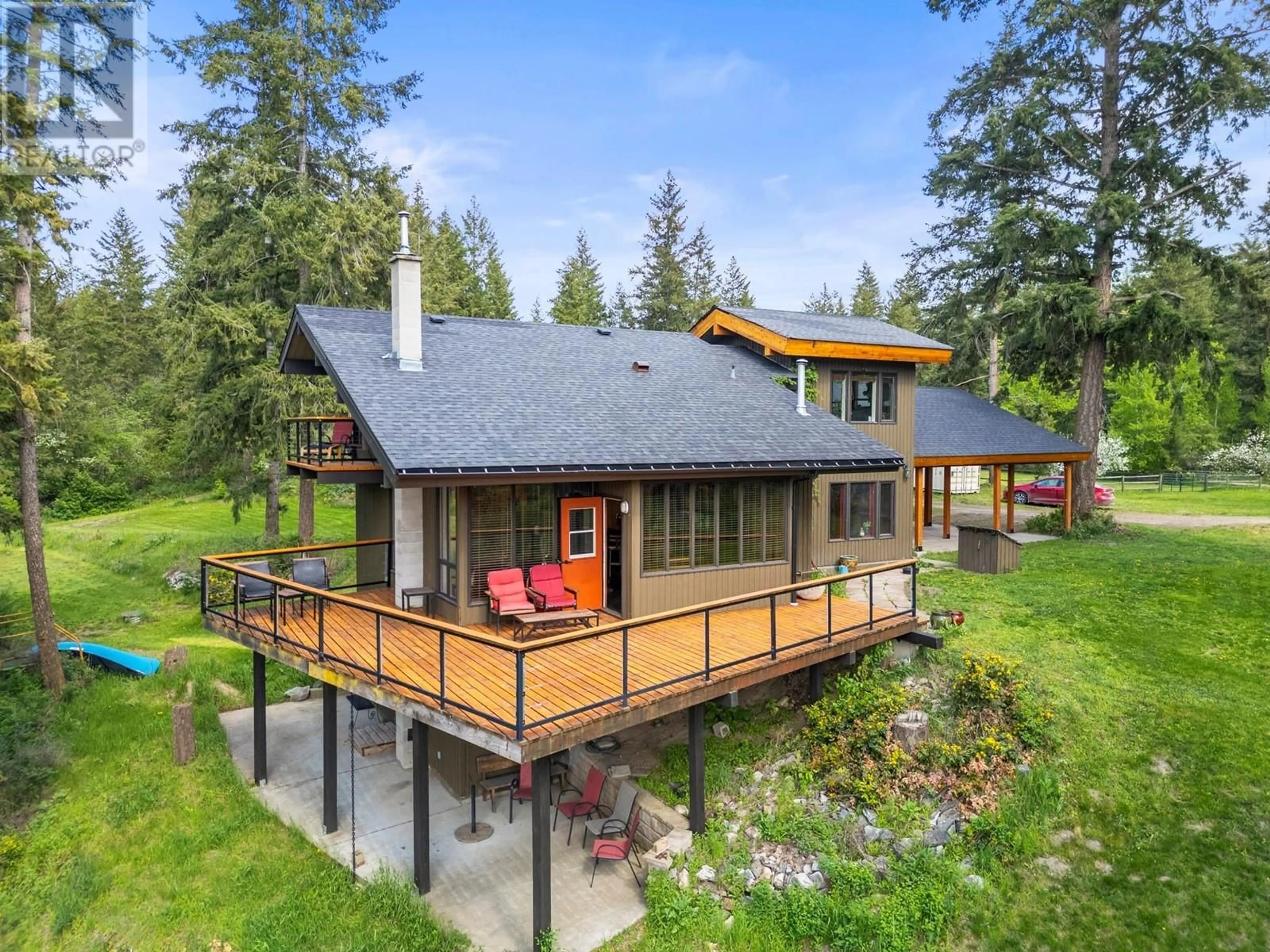 A pic from outside/outdoor area/front of a property/back of a property/a pic from drone, unknown for 4444 HALES ROAD, Spallumcheen British Columbia V4Y0N6