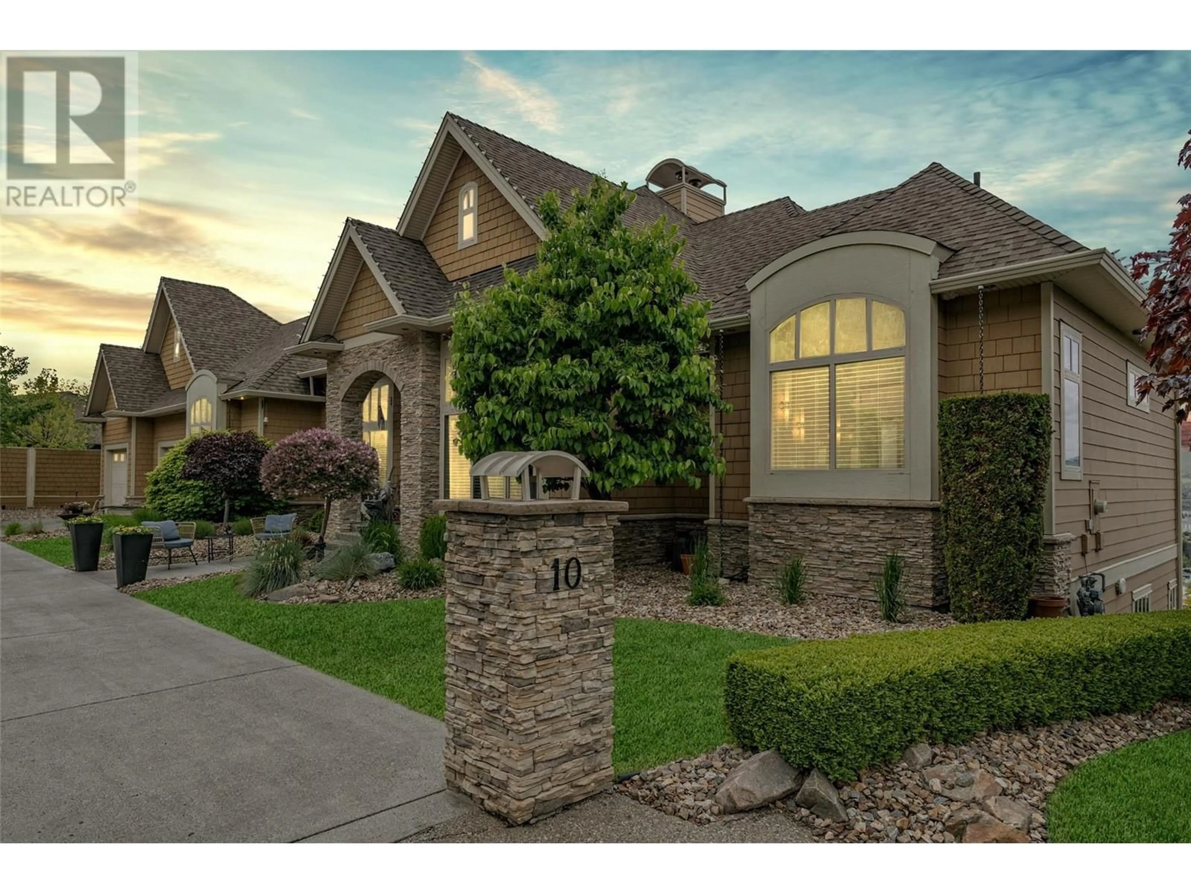 Home with brick exterior material, street for 10 - 1117 MT FOSTHALL DRIVE, Vernon British Columbia V1B3Z9