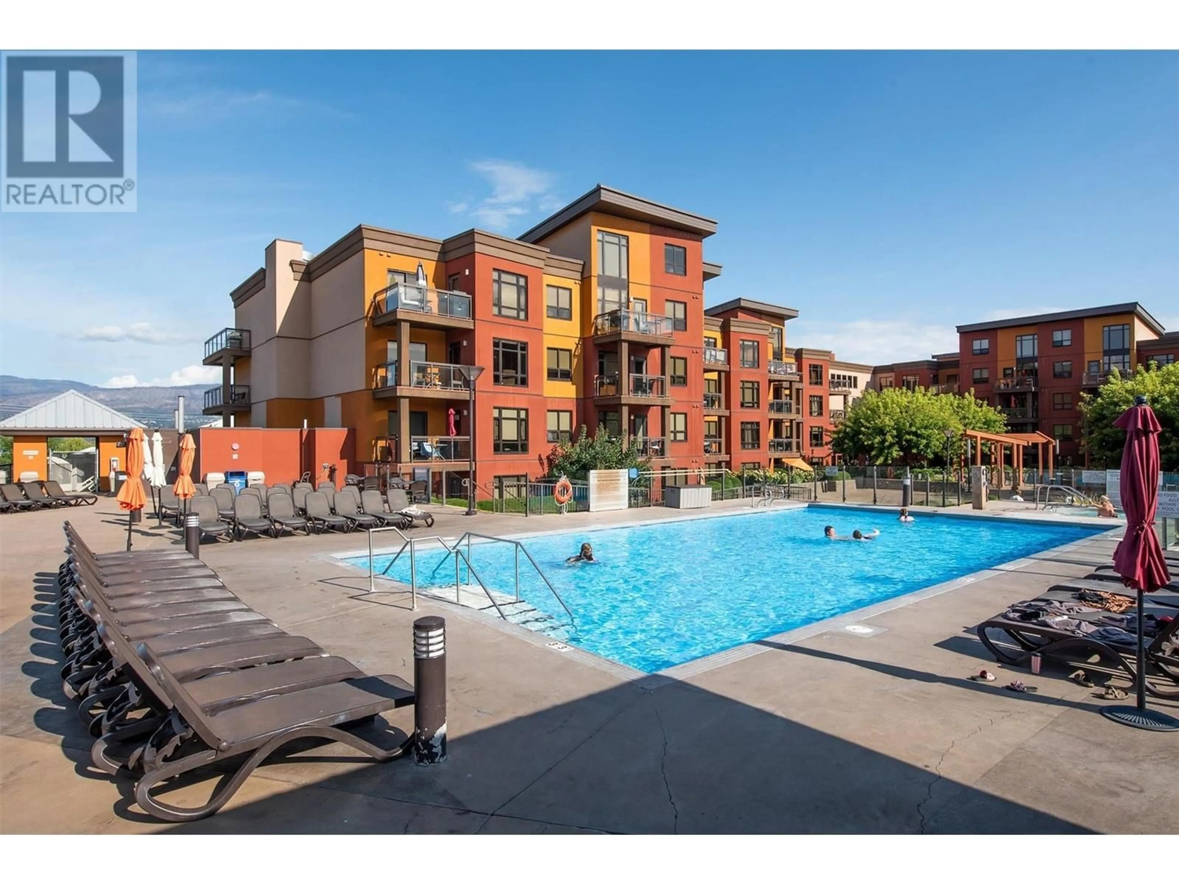 Pool for 151 - 654 COOK ROAD, Kelowna British Columbia V1Y1G6