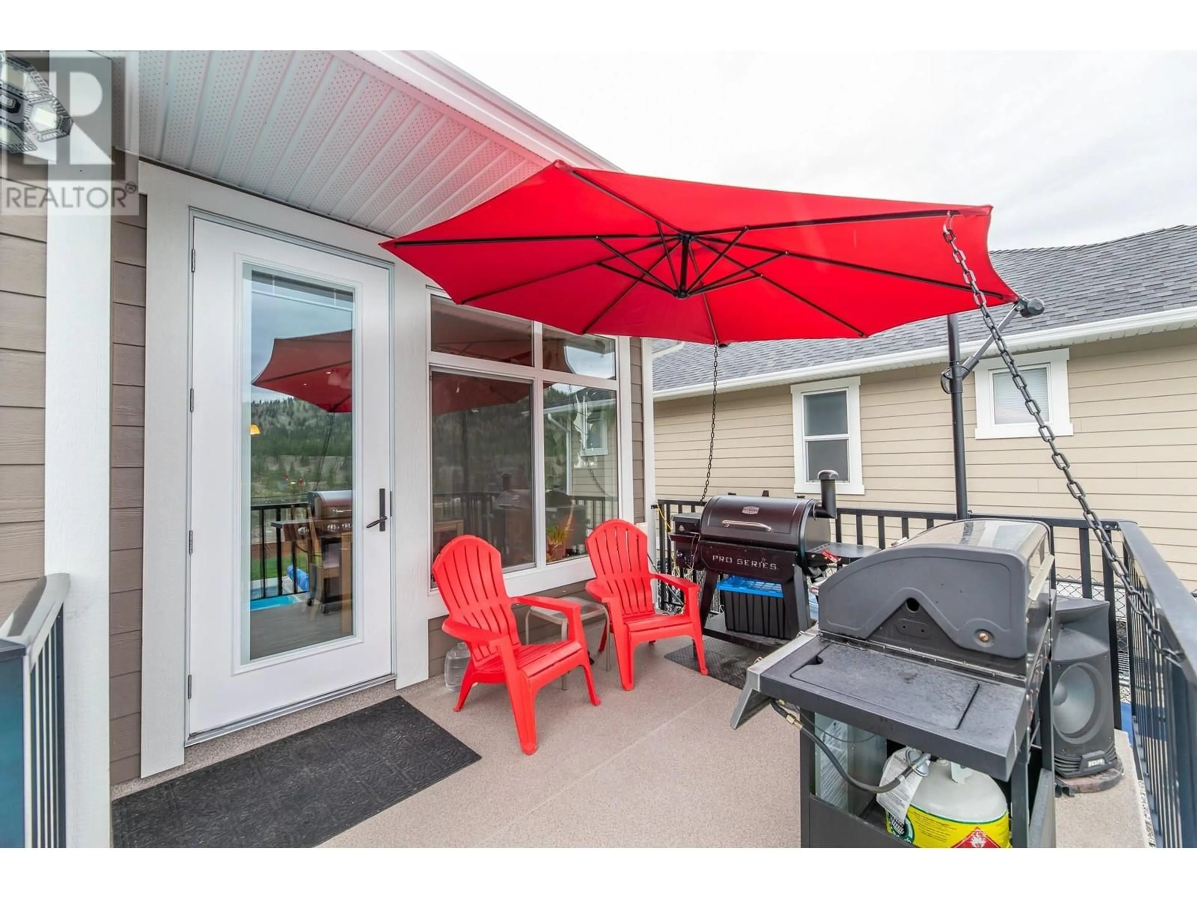 Patio, street for 2189 BRENT DRIVE, Penticton British Columbia V2A8M9