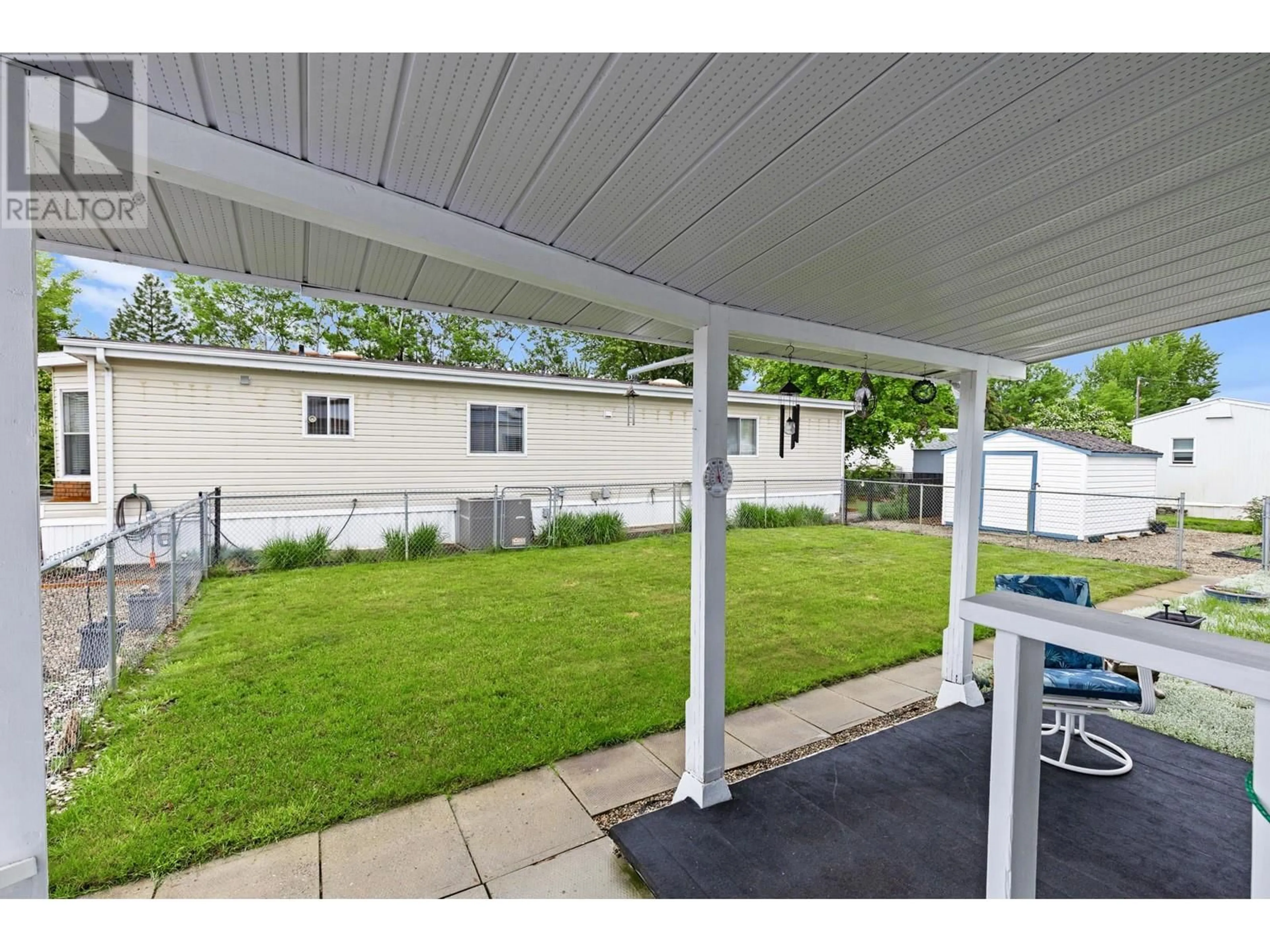 Patio, street for 218 - 720 COMMONWEALTH ROAD, Kelowna British Columbia V4V1S2