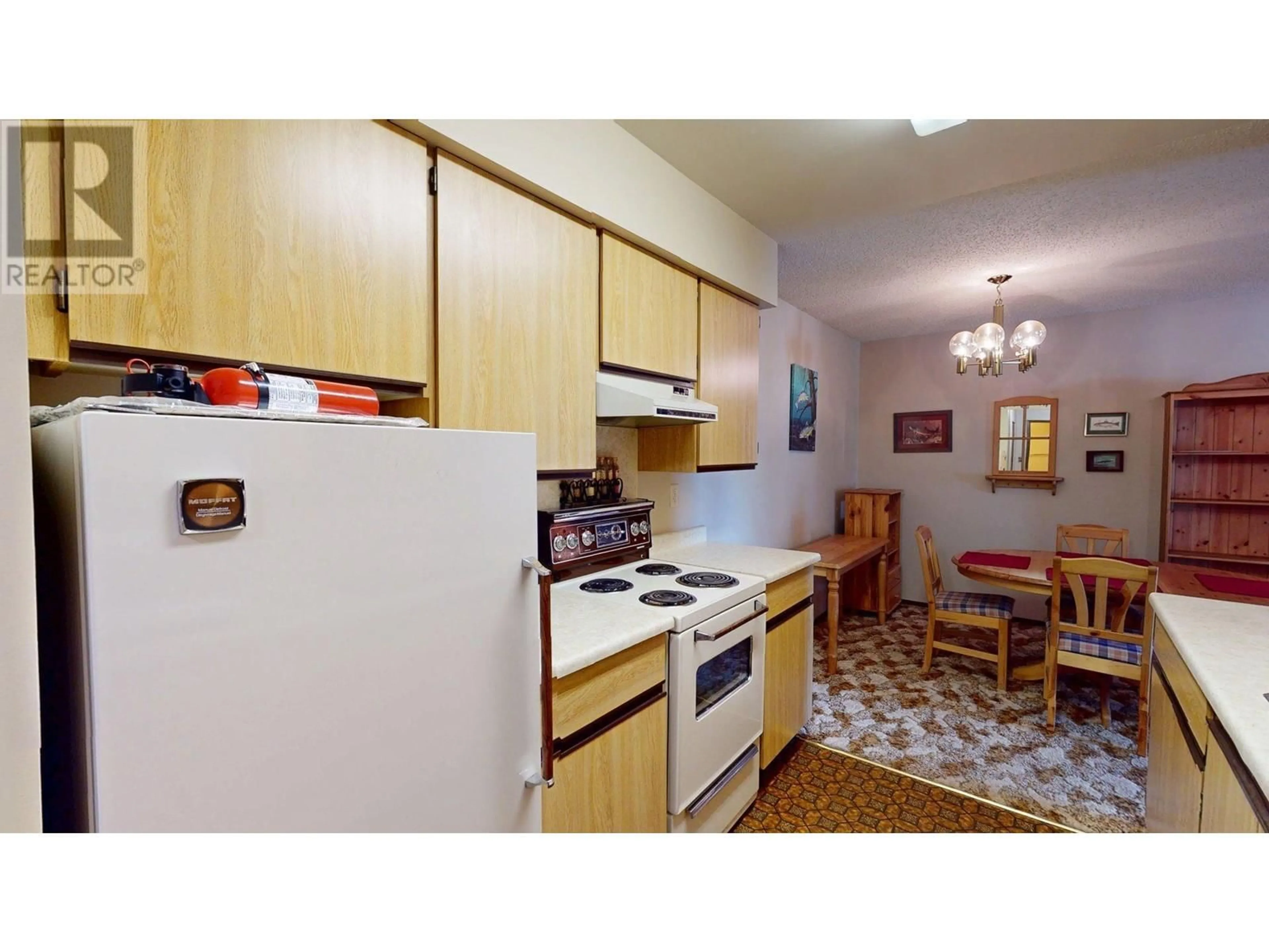 Standard kitchen, unknown for 109 - 775 BALMER CRESCENT, Elkford British Columbia V0B1H0