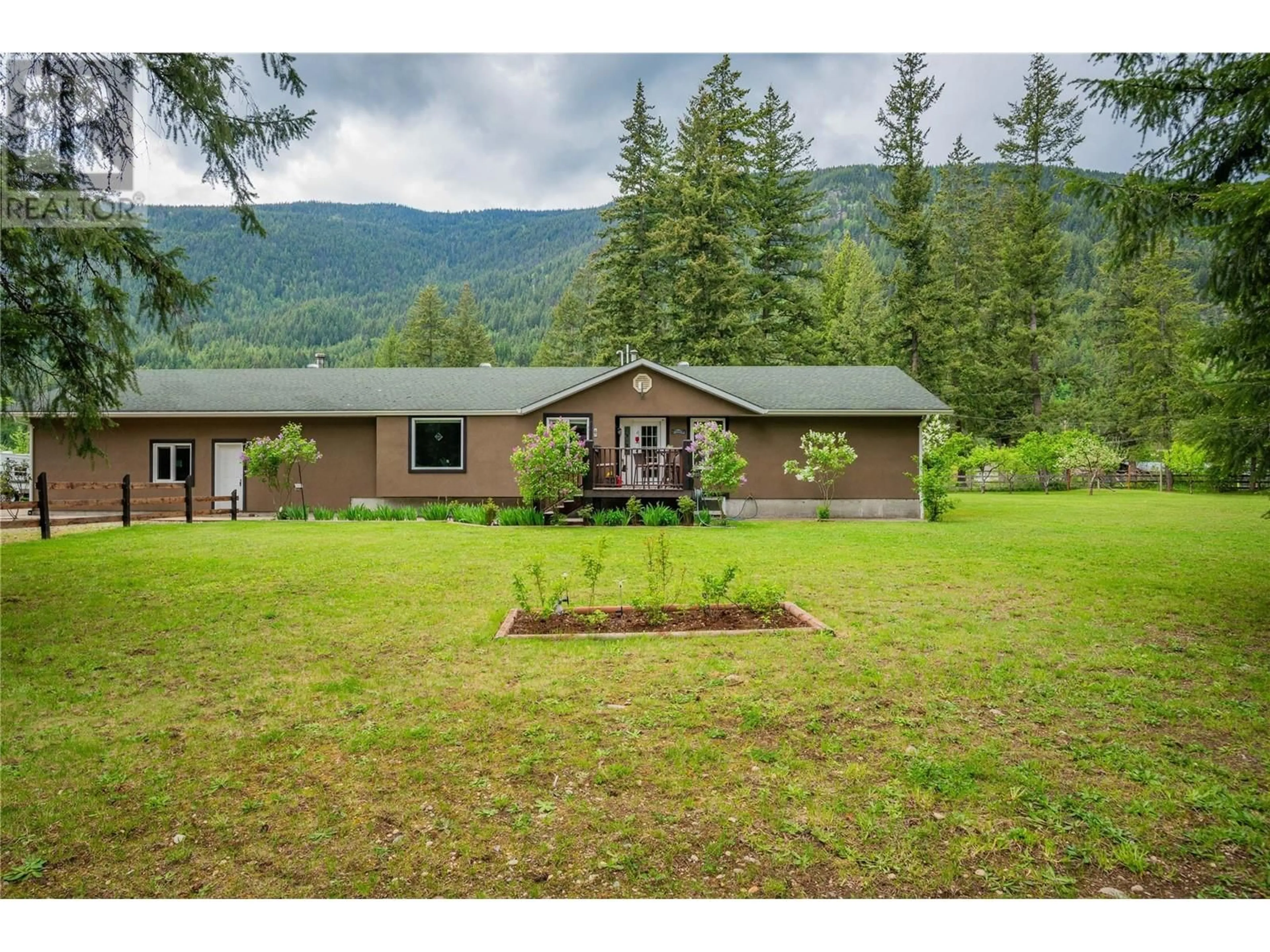 A pic from outside/outdoor area/front of a property/back of a property/a pic from drone, mountain view for 2015 HIGHWAY 3A OTHER, Castlegar British Columbia V1N4N1