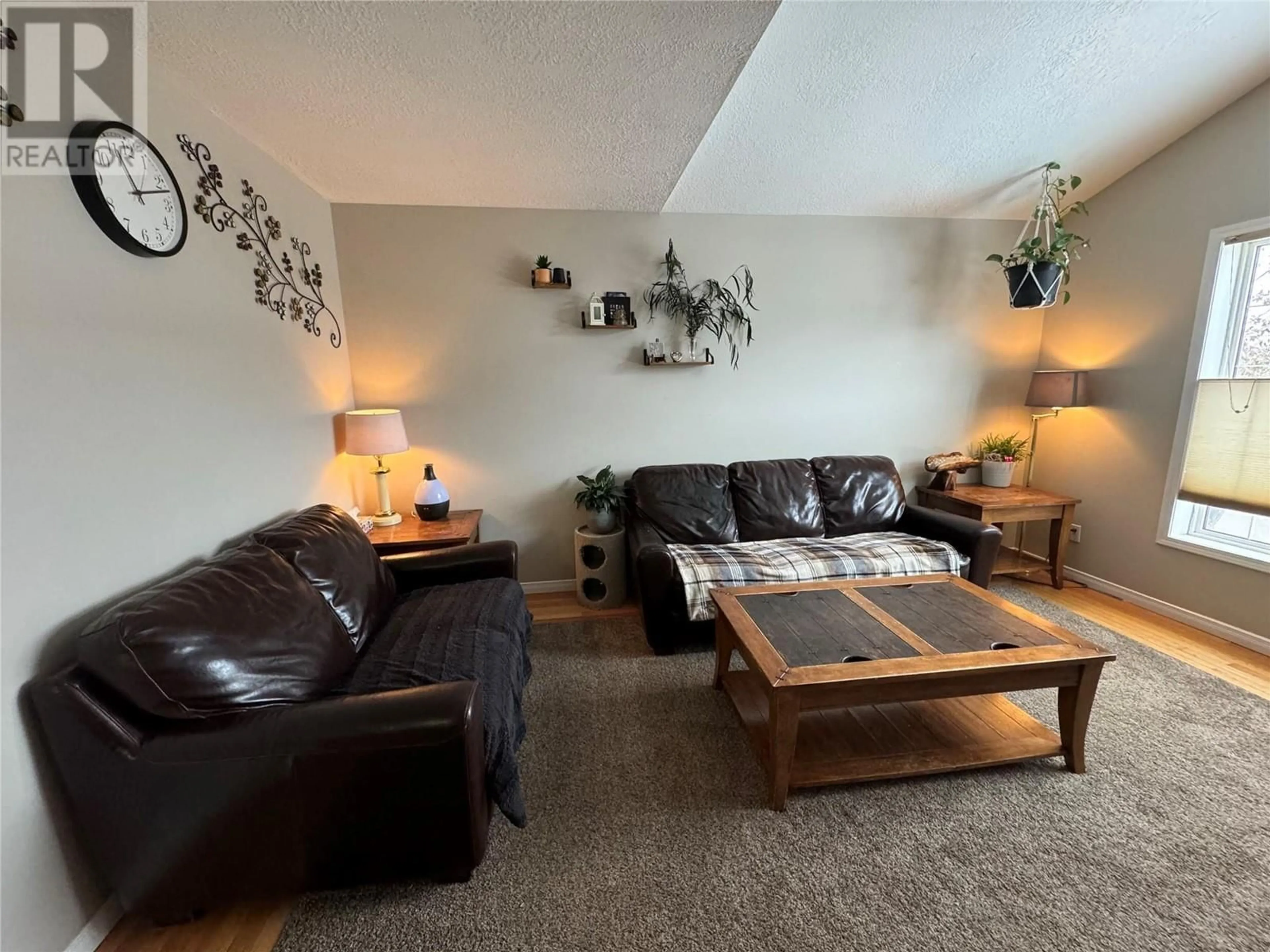 Living room with furniture, unknown for 2013 87A AVENUE, Dawson Creek British Columbia V1G4W5