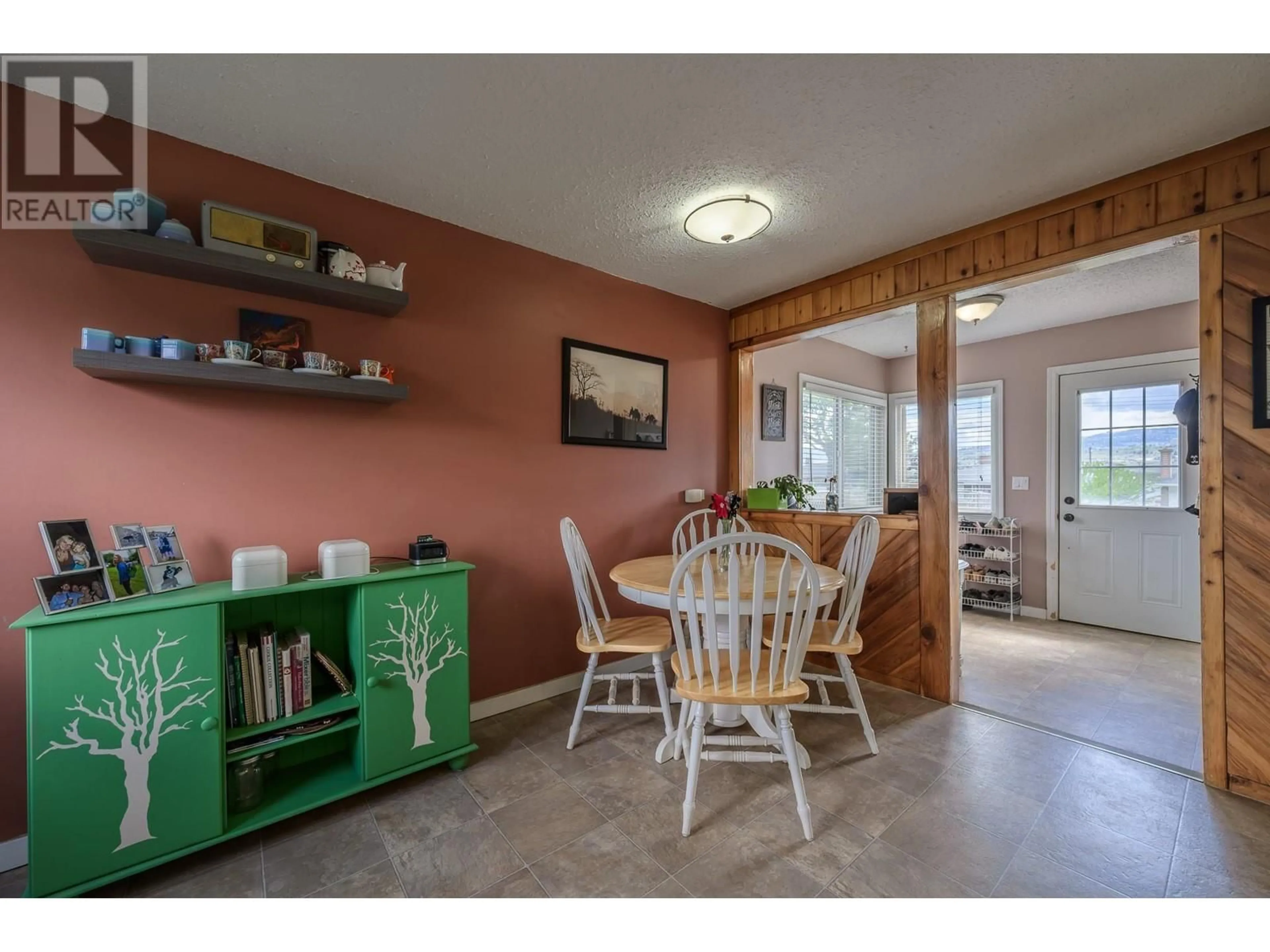 Dining room, unknown for 1040 MONCTON AVENUE, Kamloops British Columbia V2B1S4