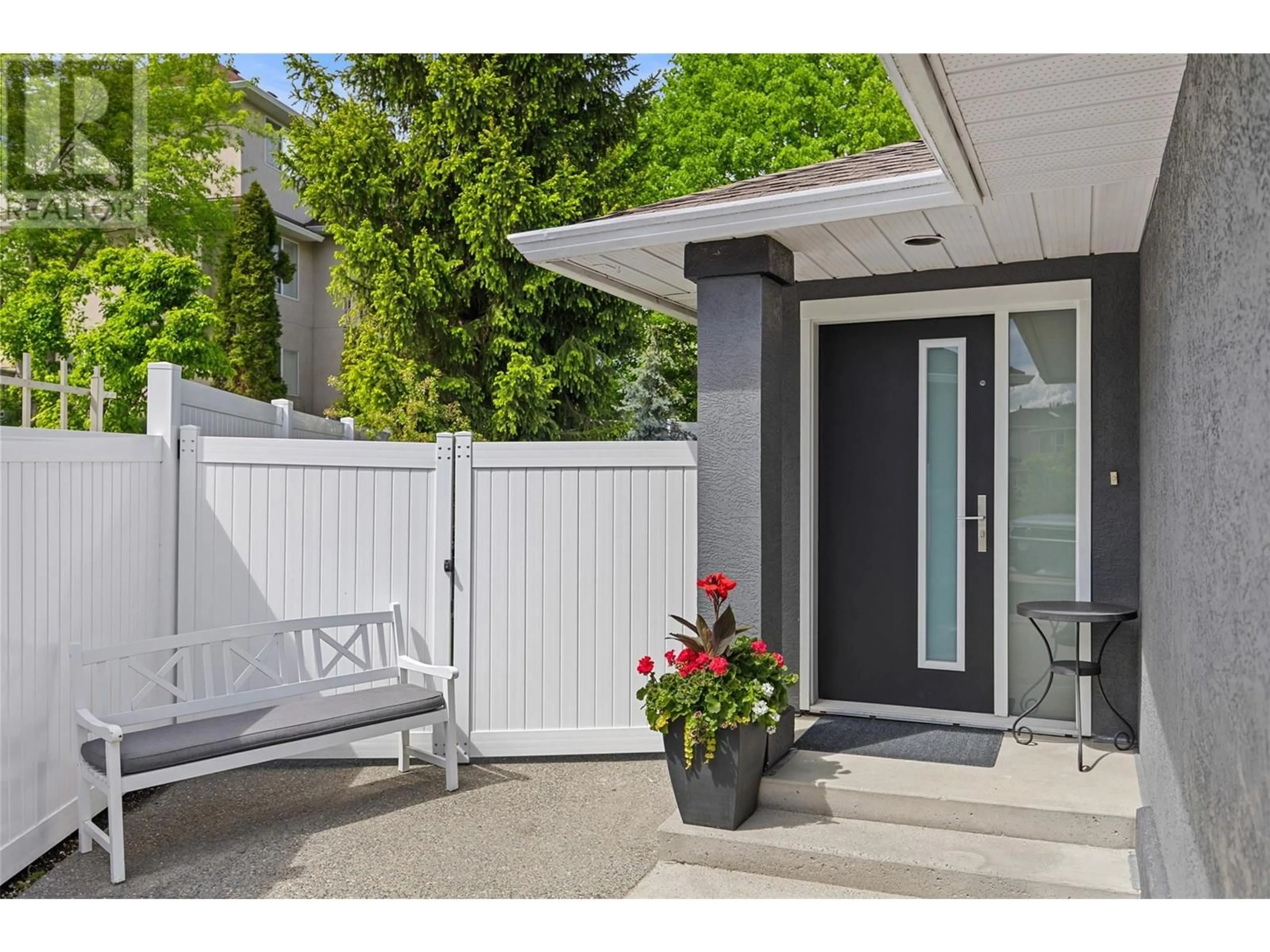 Unknown for 385 SUNHILL COURT, Kamloops British Columbia V2E2P4