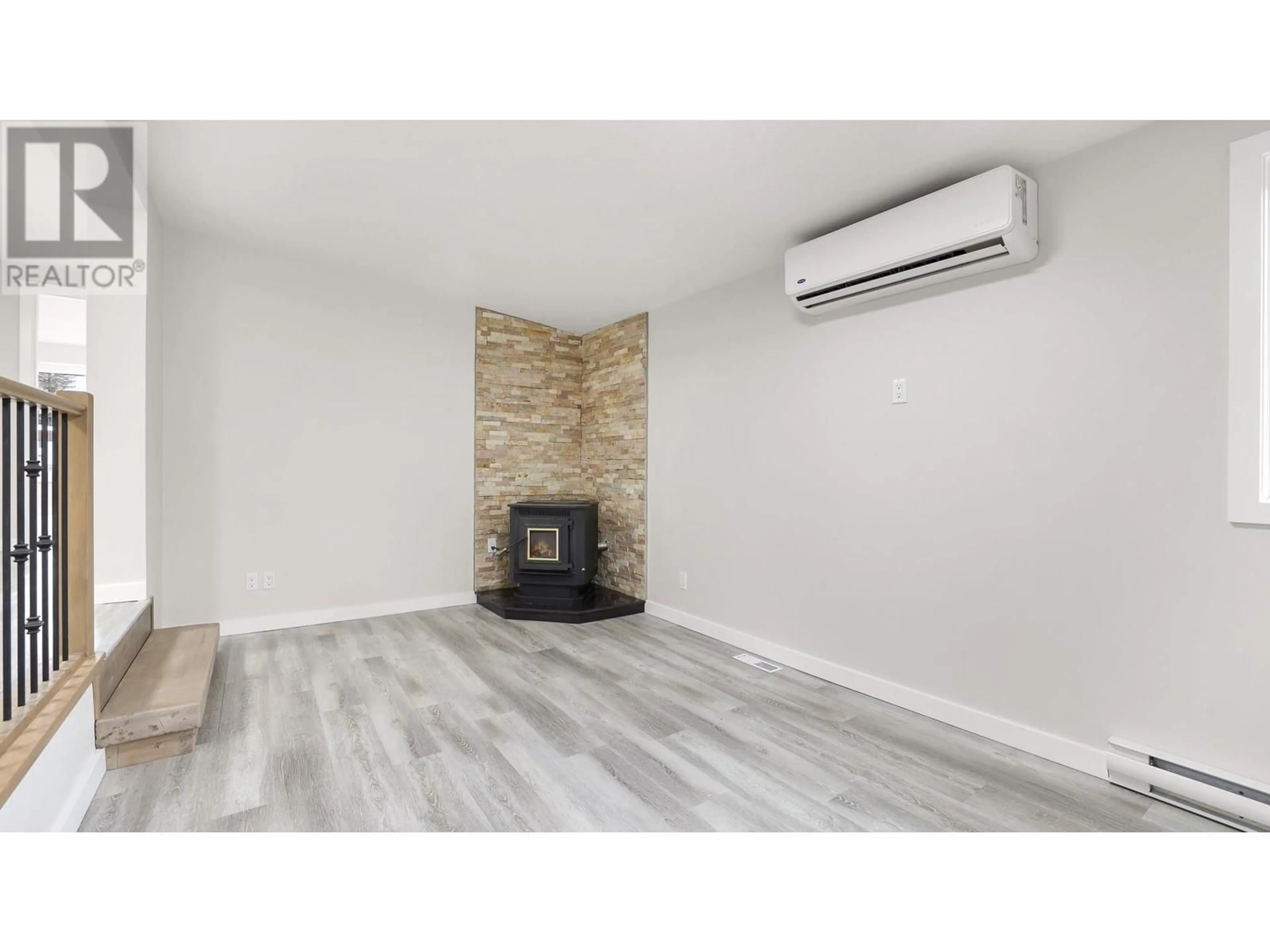 A pic of a room for 26 - 4775 WOOD LANE, Windermere British Columbia V0B2L2