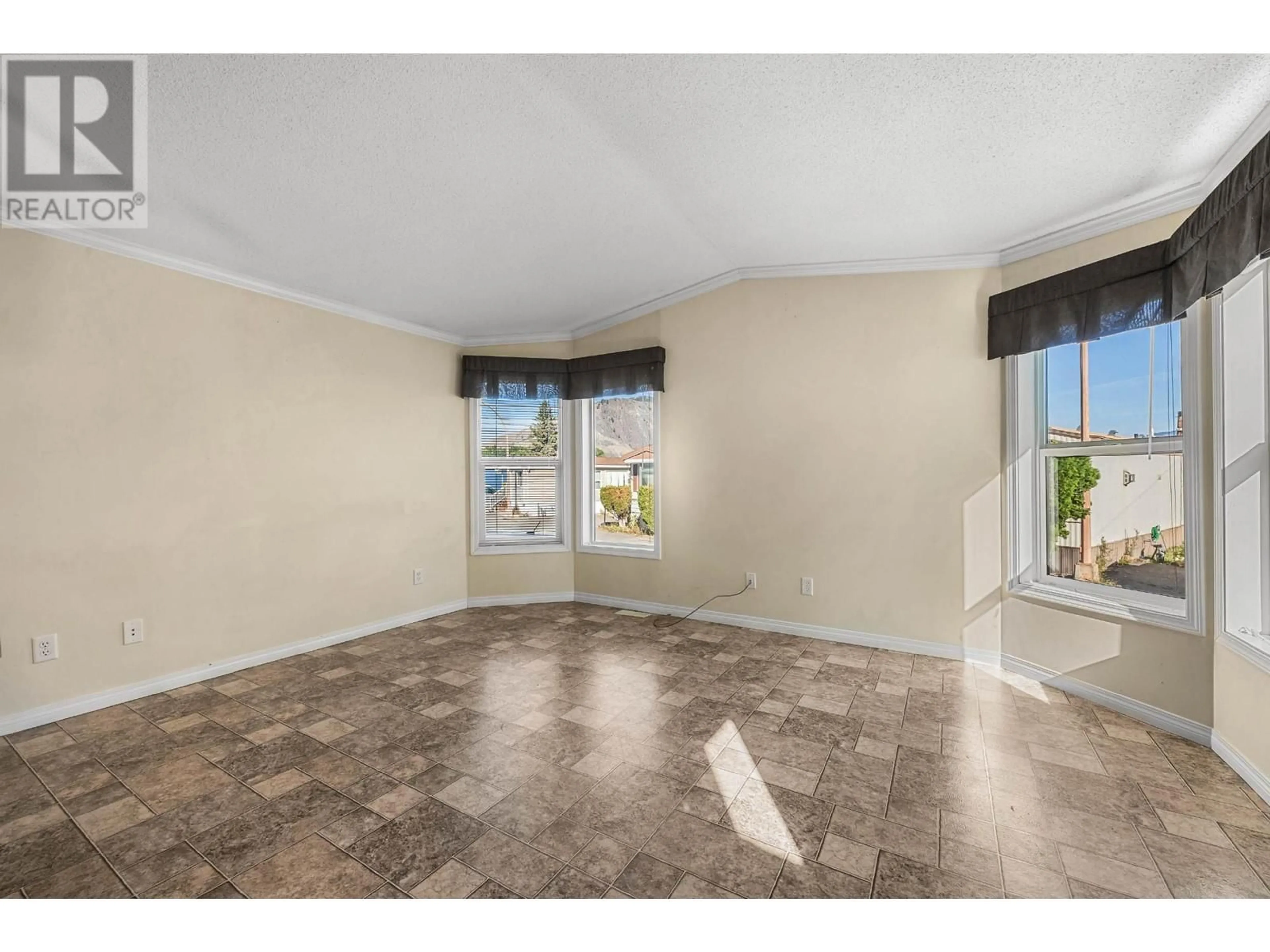 A pic of a room for 18M - 18 MARS DRIVE, Kamloops British Columbia V2B1B4