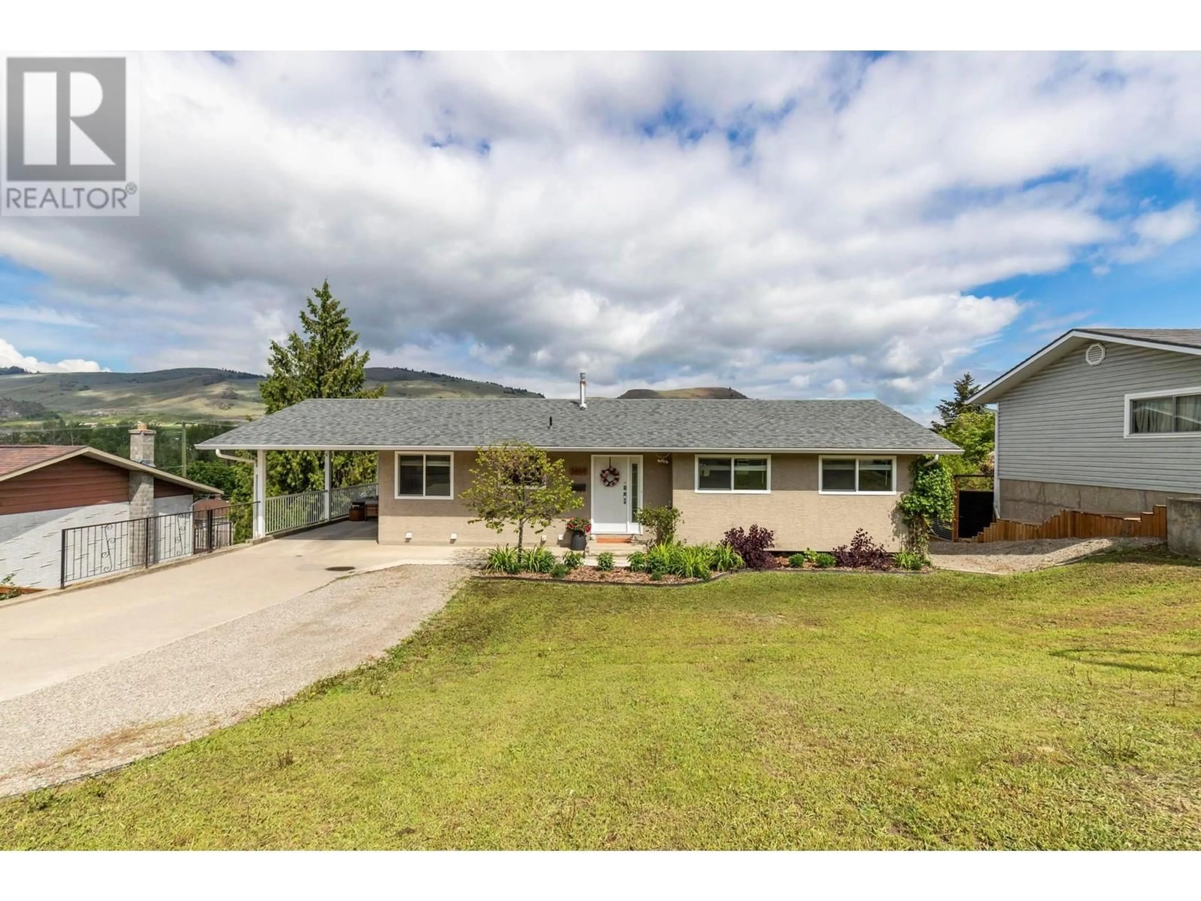 A pic from outside/outdoor area/front of a property/back of a property/a pic from drone, unknown for 3809 22ND AVENUE, Vernon British Columbia V1T1H7