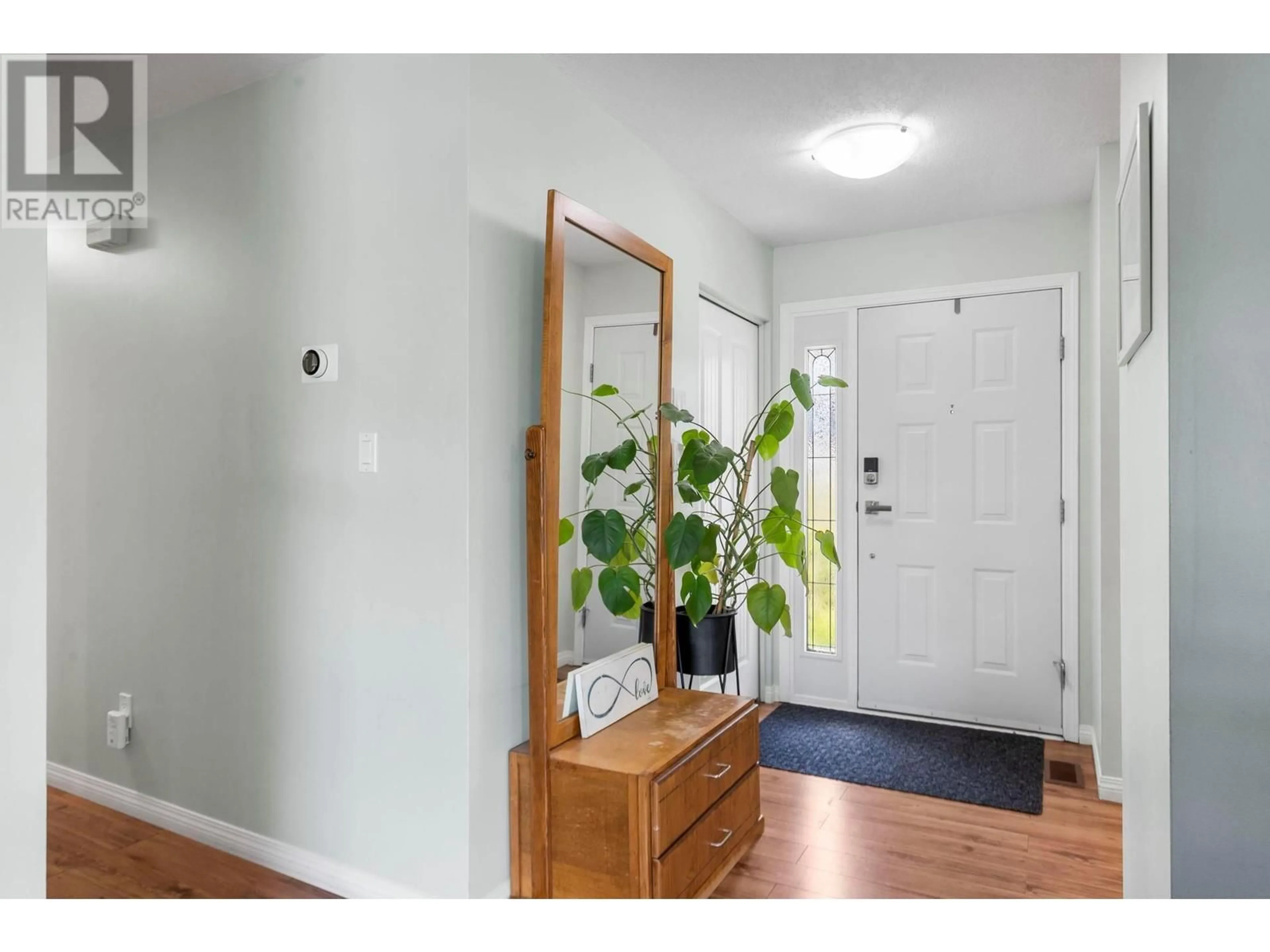 Indoor entryway for 3809 22ND AVENUE, Vernon British Columbia V1T1H7