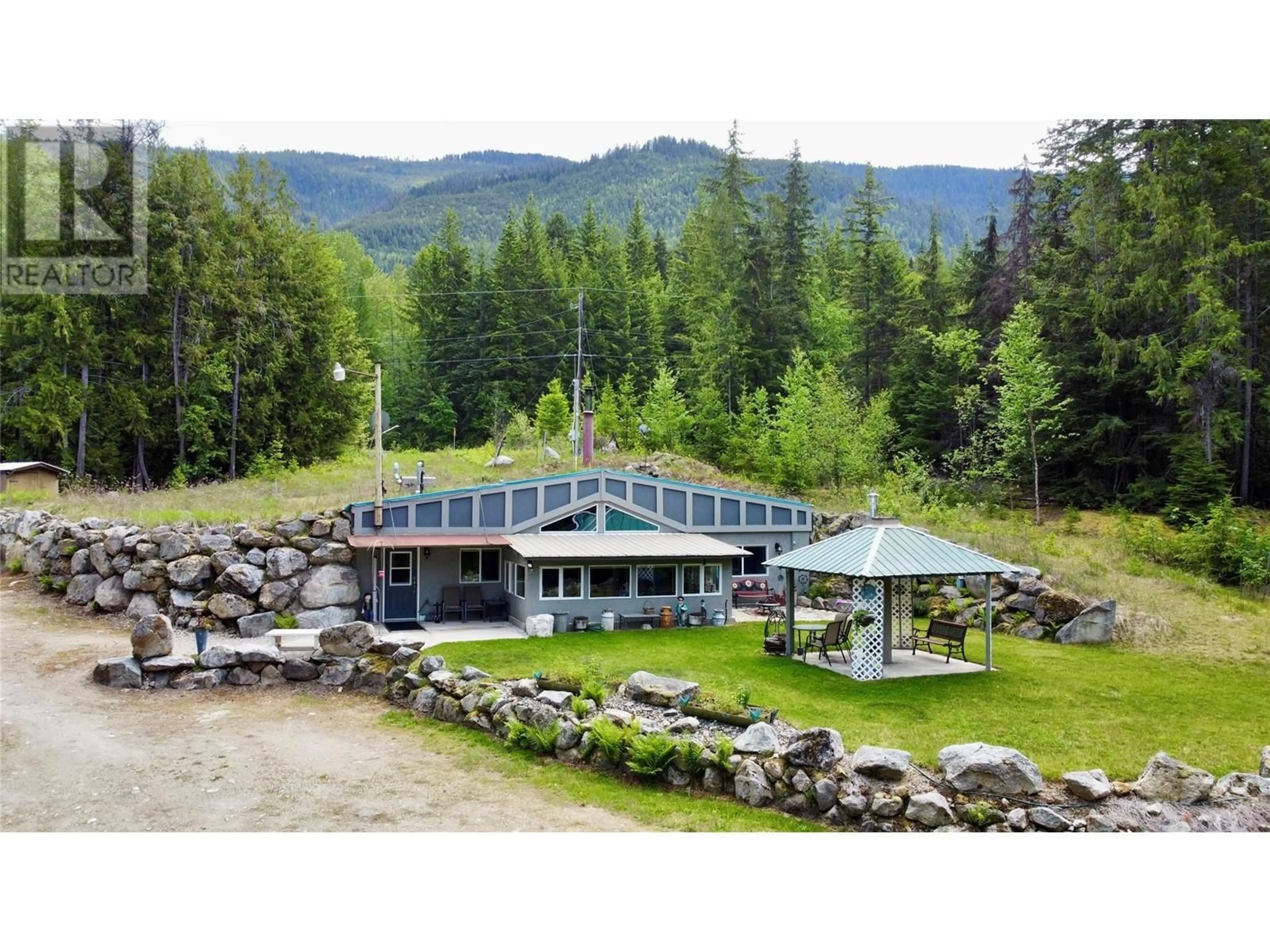 Unknown for 7705 OMEN ROAD, Fauquier British Columbia V0G1K0